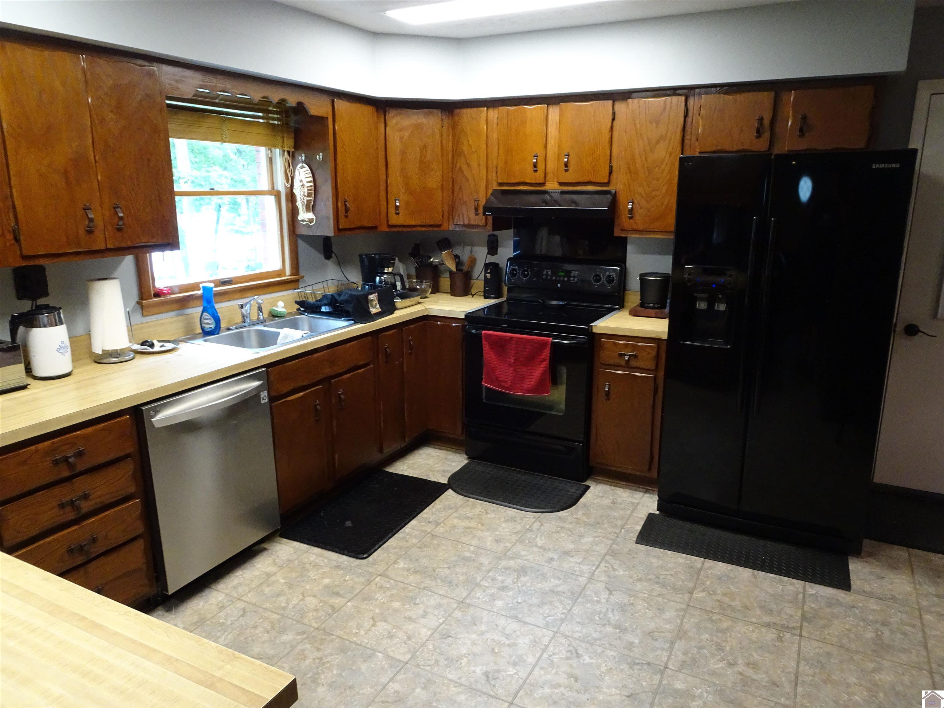 214 Hickory Hill Lane Property Photo 17