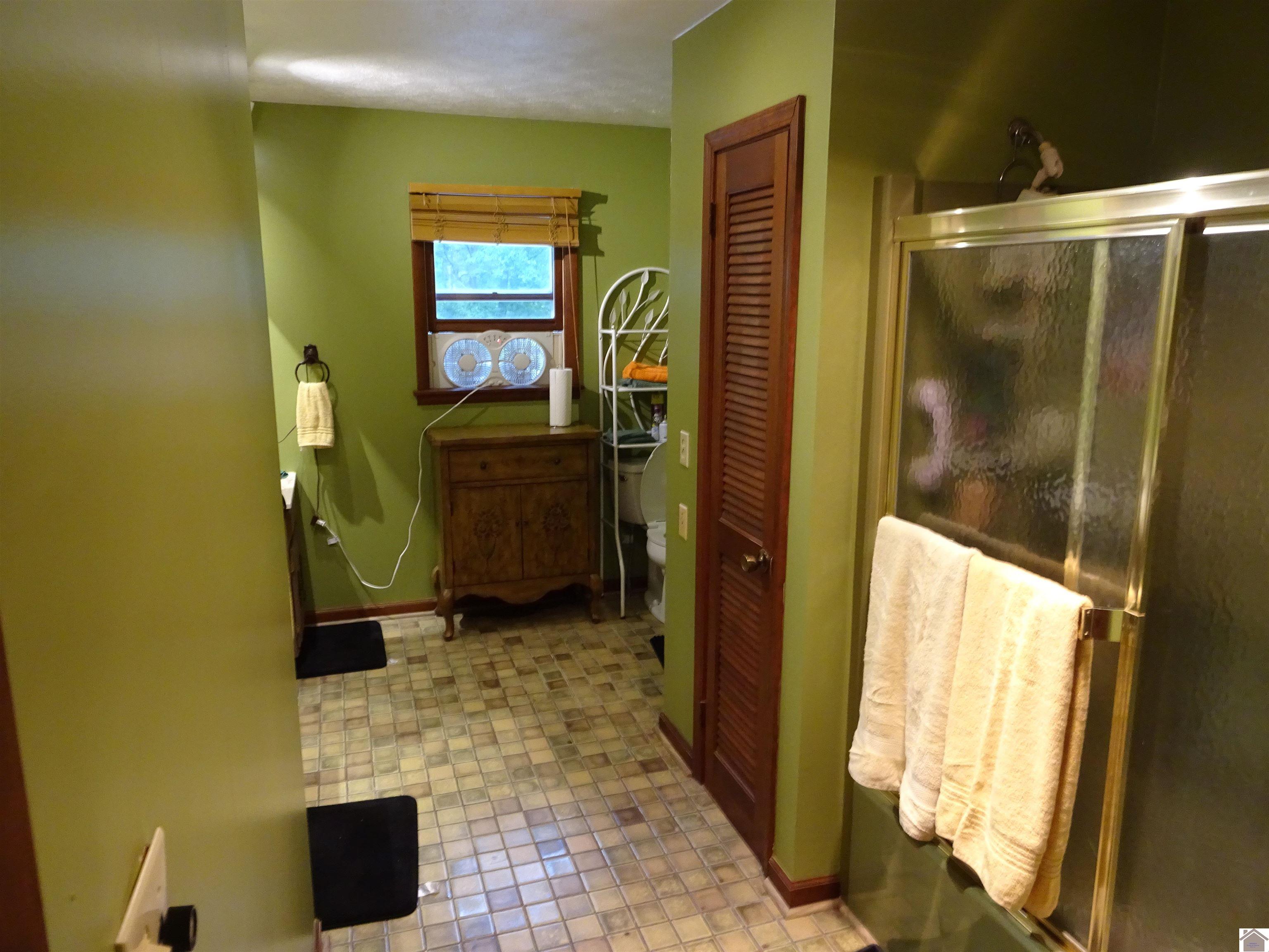 214 Hickory Hill Lane Property Photo 23