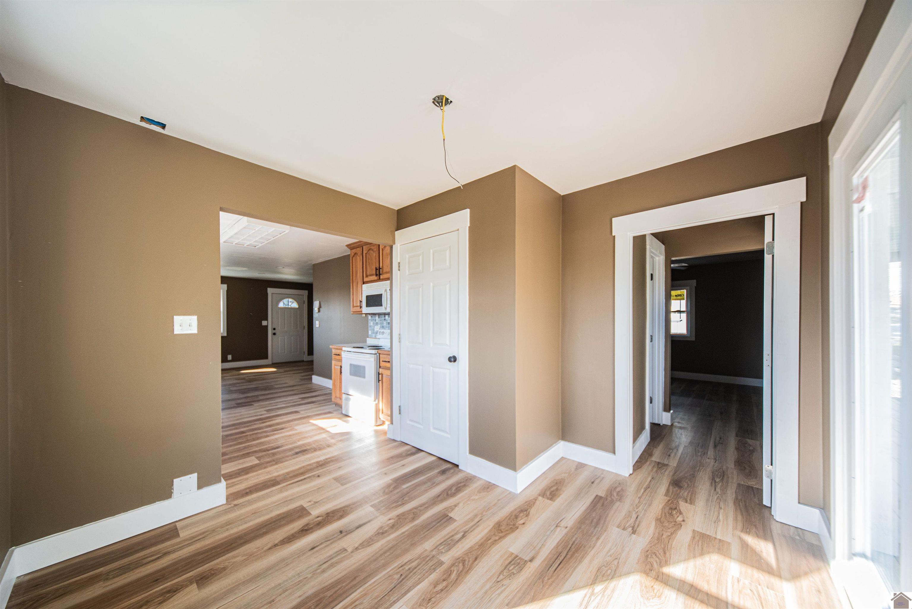 65 Enterprise Property Photo 19