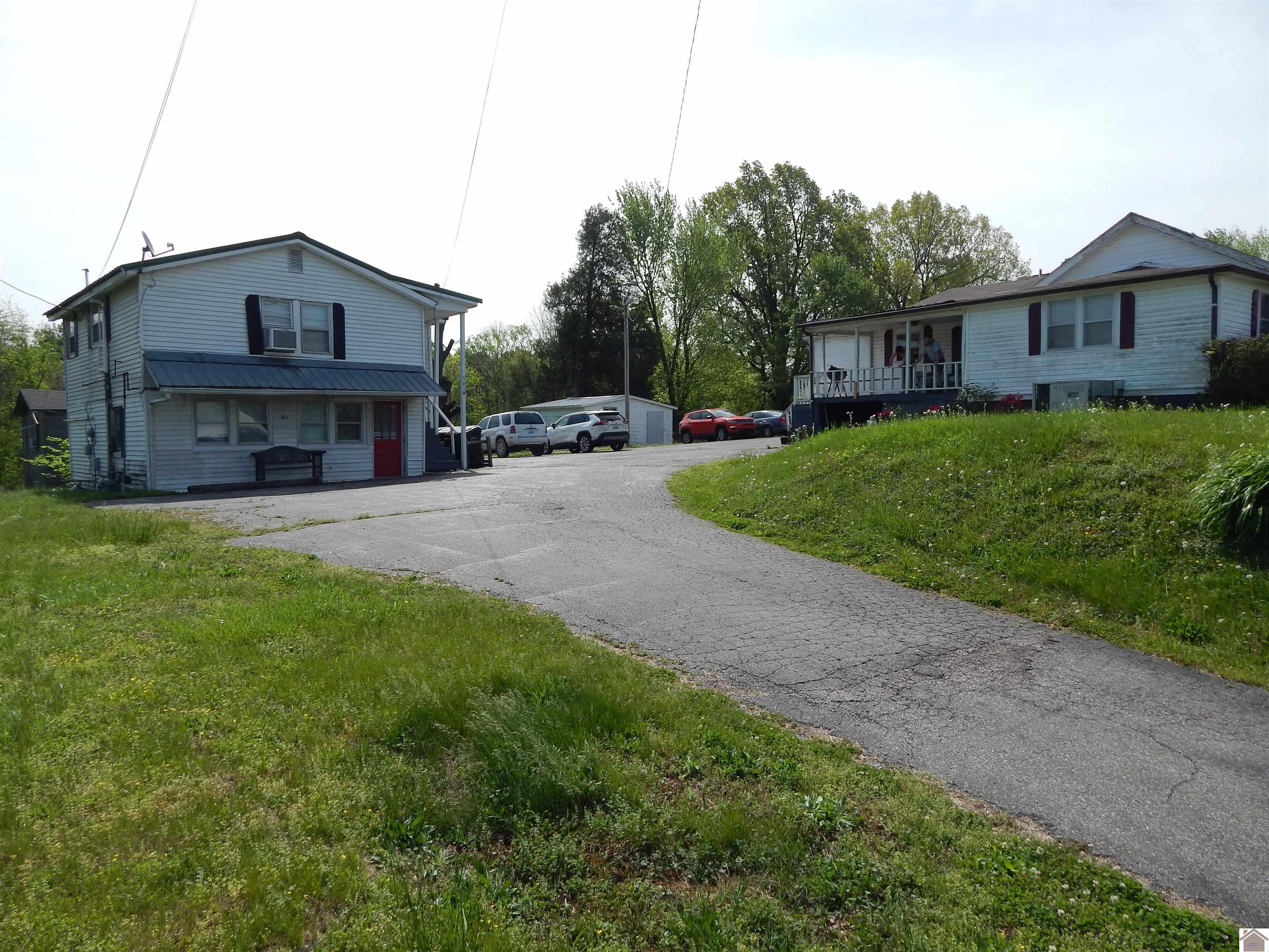 565 S Main Street Property Photo 1