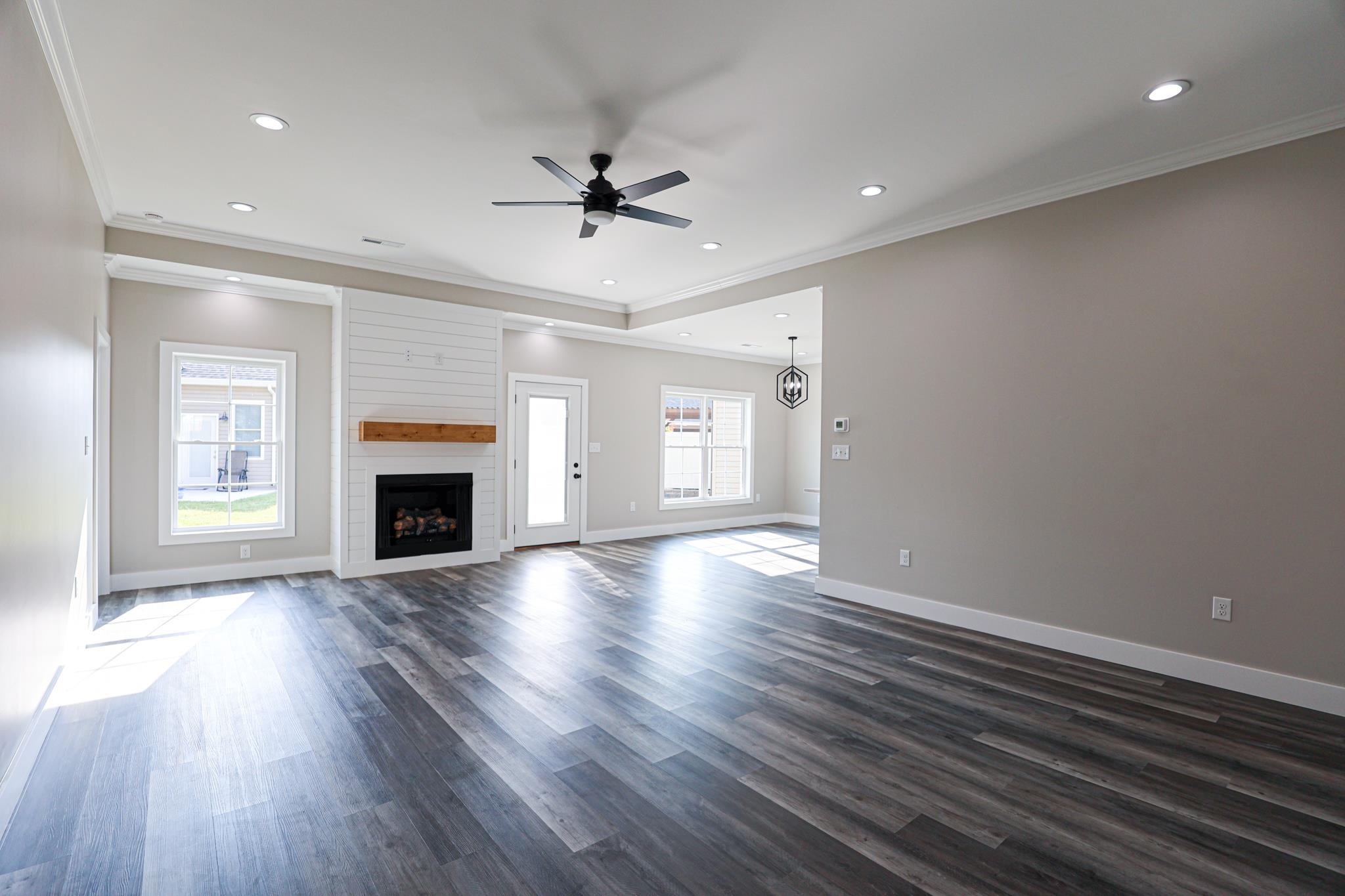3275 Sandpiper Circle Property Photo 8