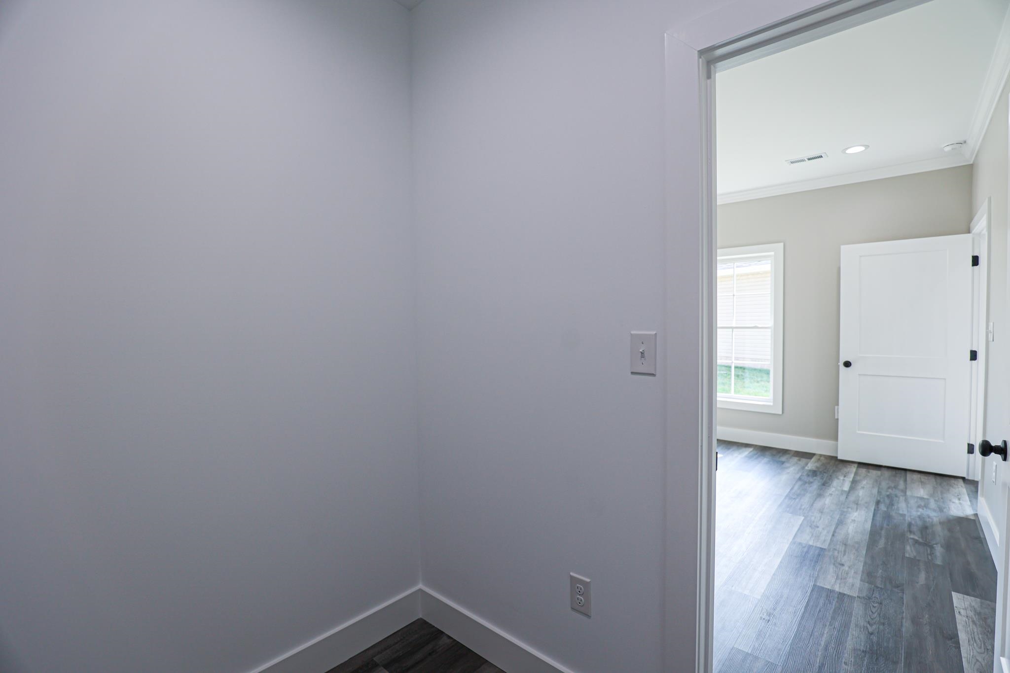 3275 Sandpiper Circle Property Photo 23