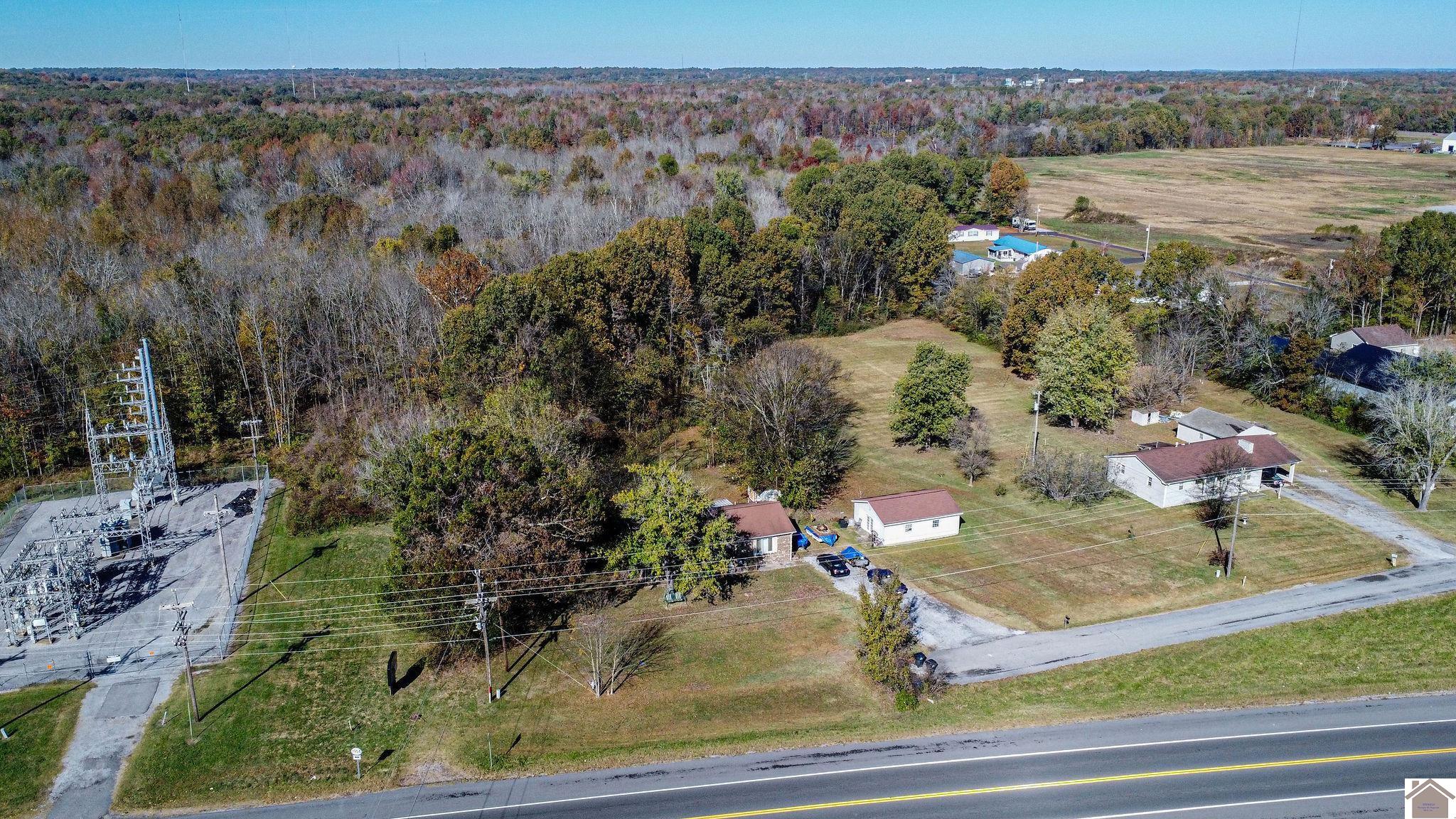 3275 Old Husbands Rd. Property Photo 1
