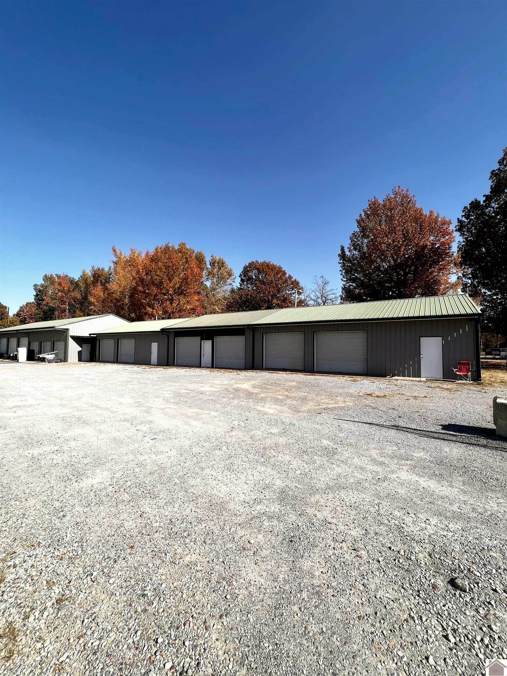 2350 Hovekamp Rd Property Photo 4