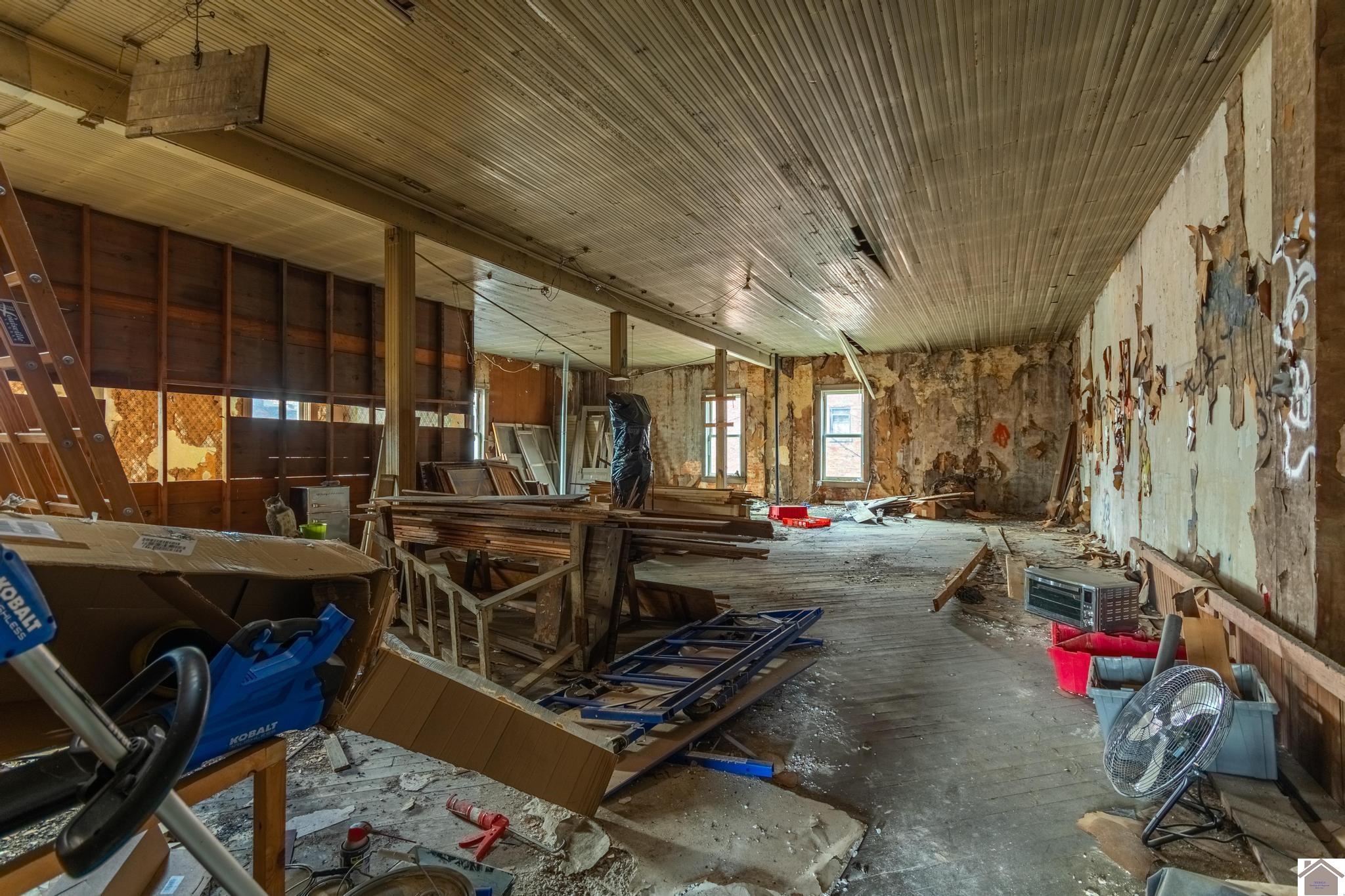 103 Railroad Property Photo 11