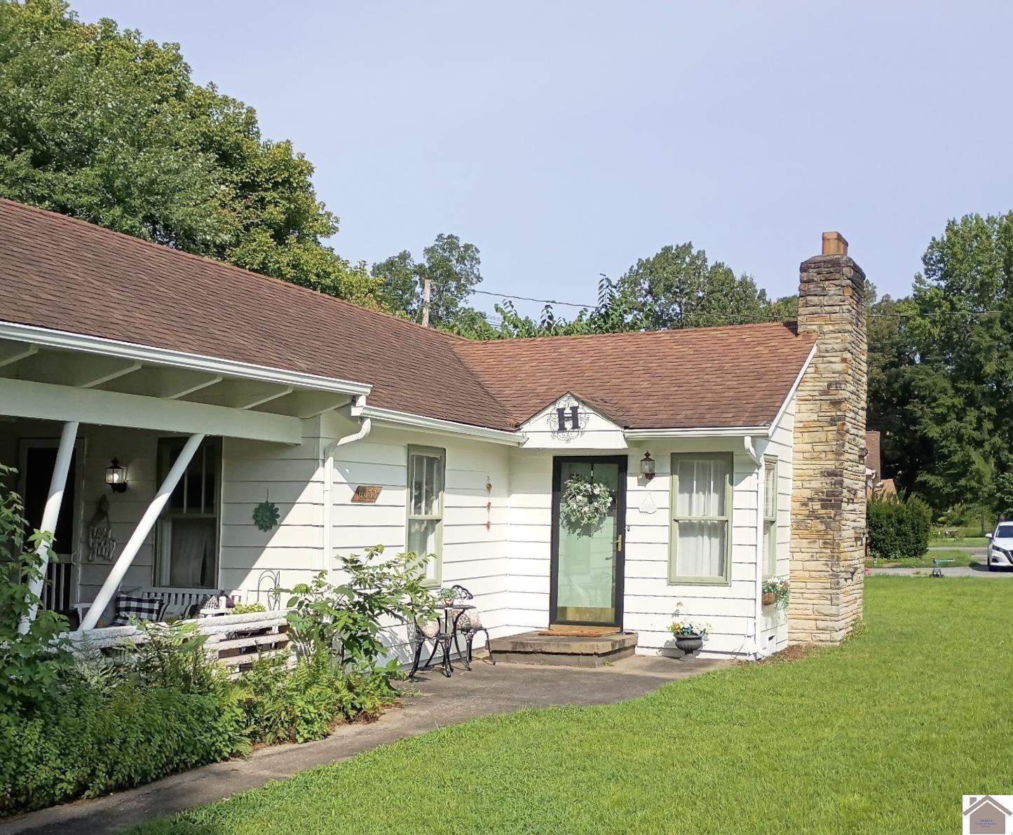 6633 Benton Rd Property Photo 1