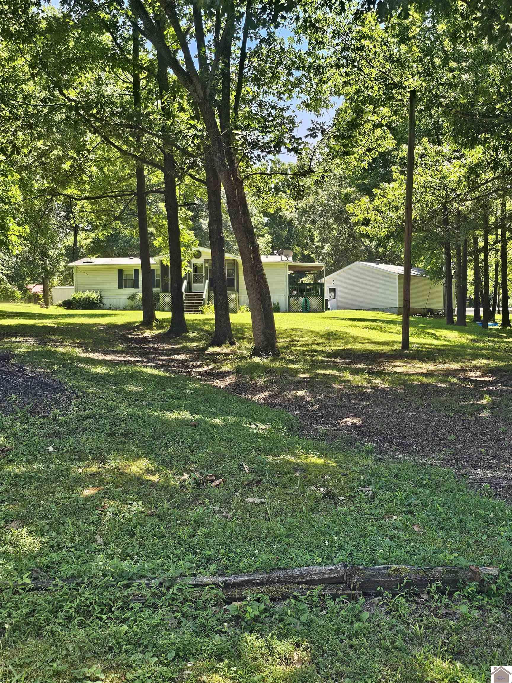 372 Saratoga Heights Property Photo 27