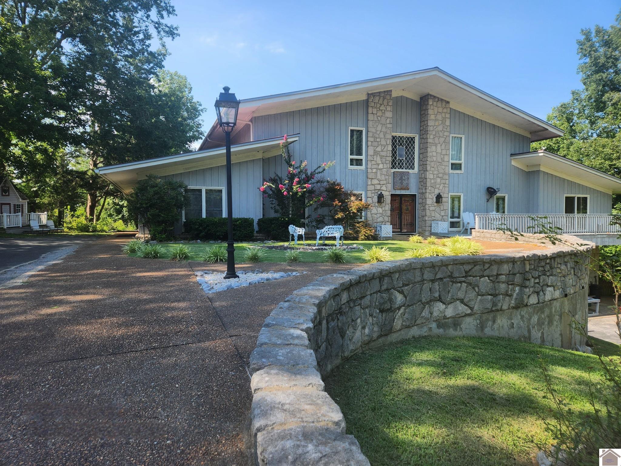 68 Cardinal Circle Property Photo 1