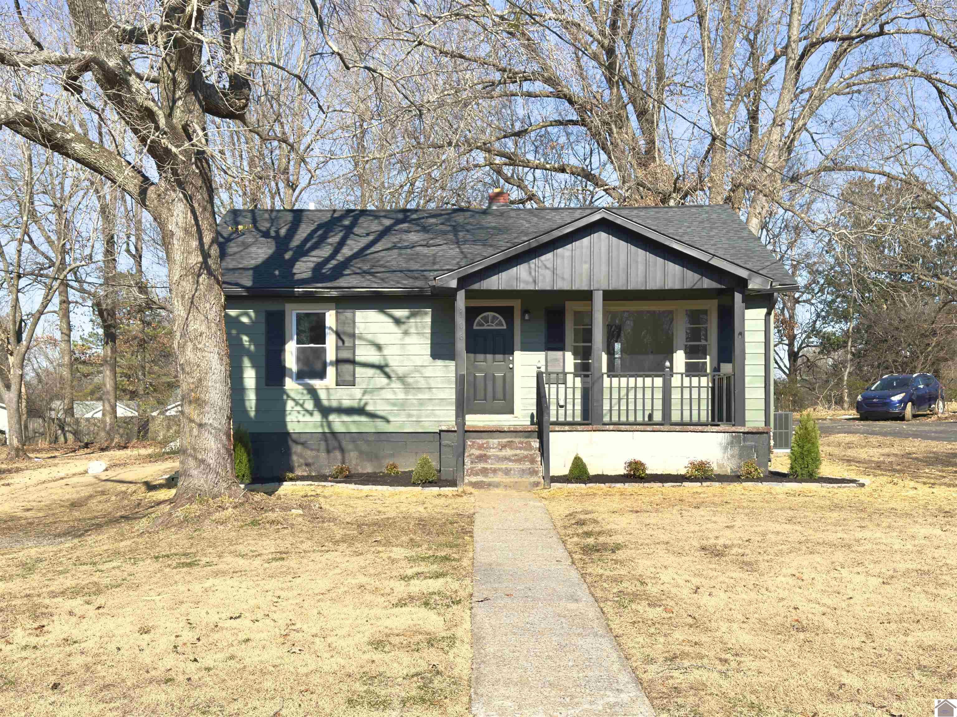 106 Third Ave Property Photo 1