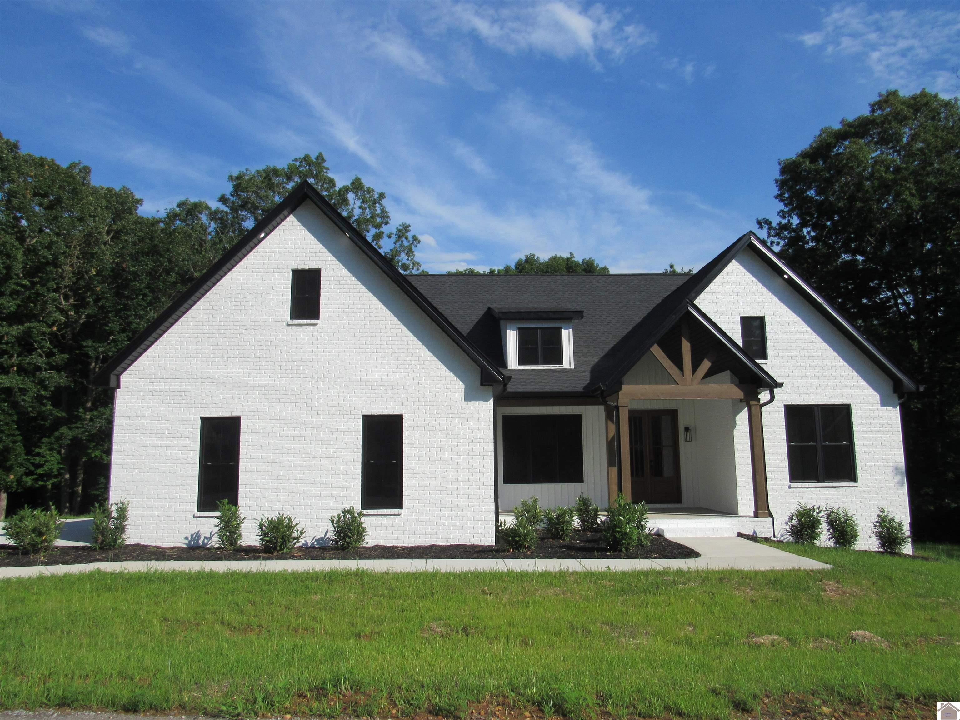 52 Timberway Drive Property Photo 1