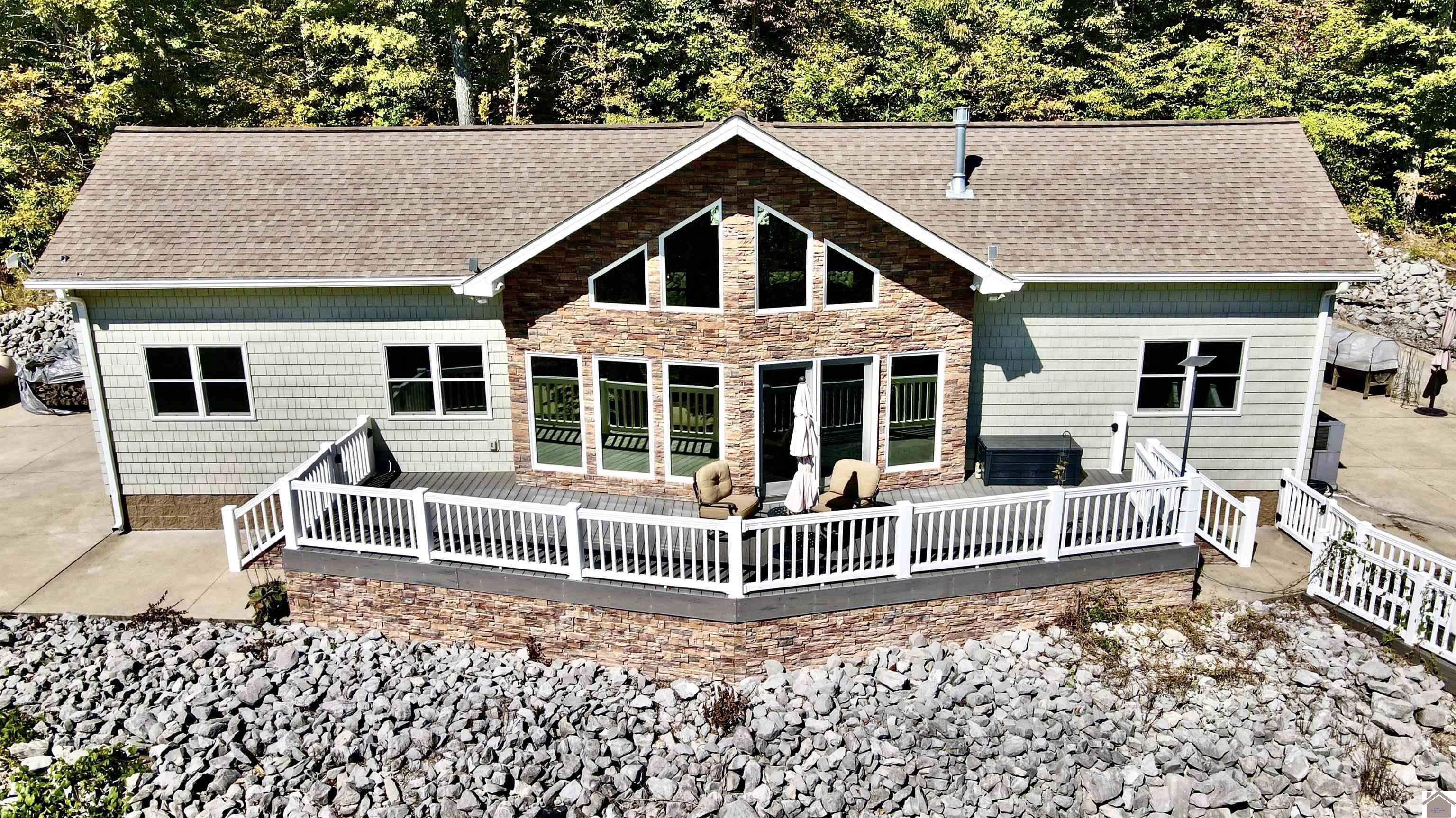 1510 Parkersville Rd Property Photo