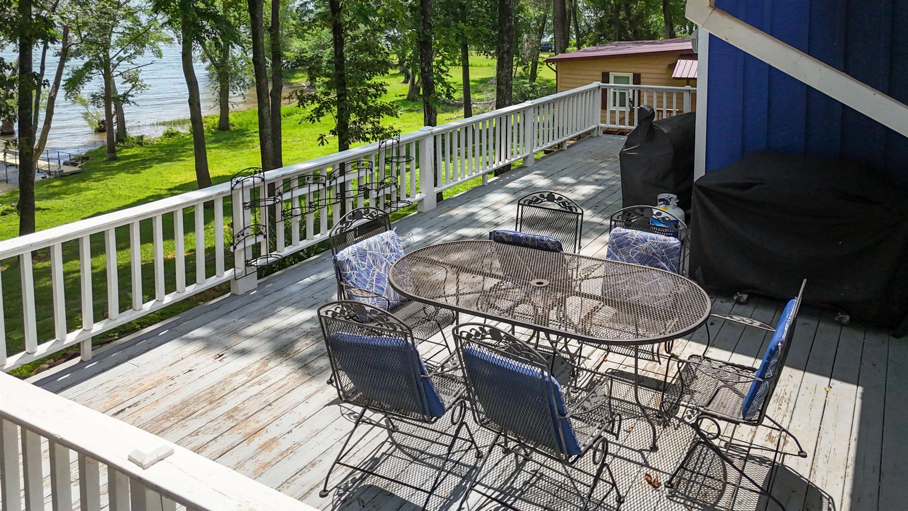532 Waterway Trl Property Photo 8