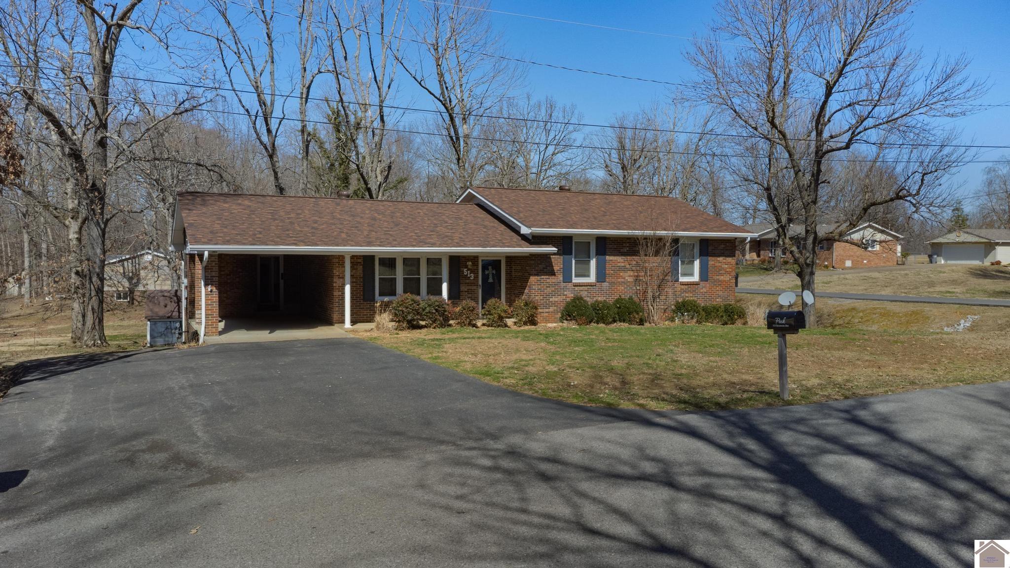 513 Sycamore Avenue Property Photo
