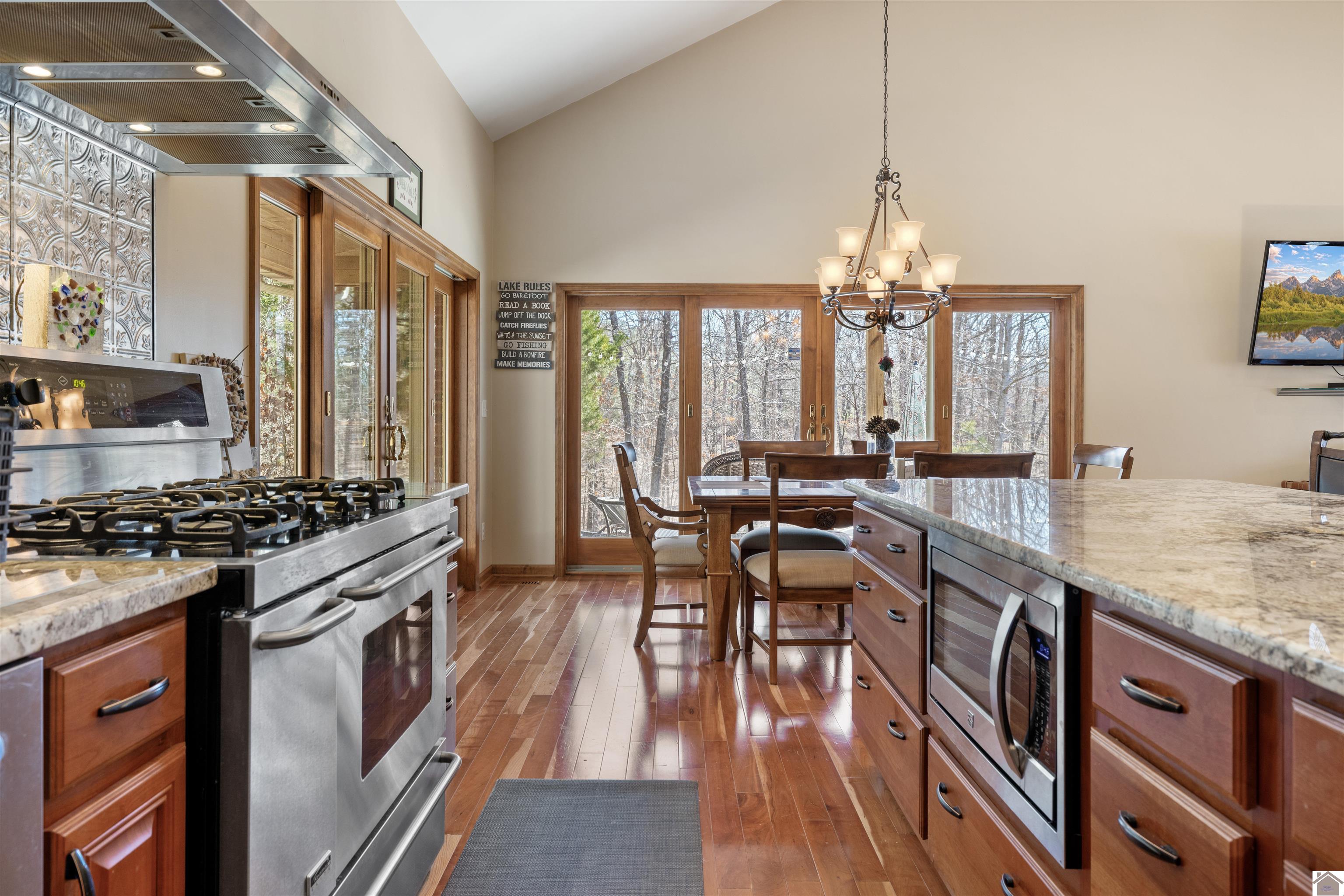 72 Hills Hollow Road Property Photo 11