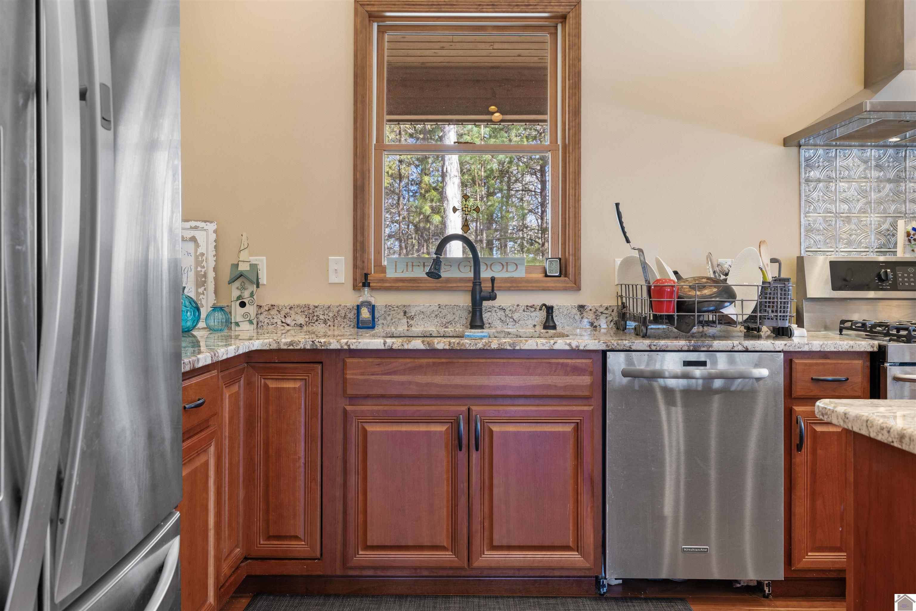 72 Hills Hollow Road Property Photo 13