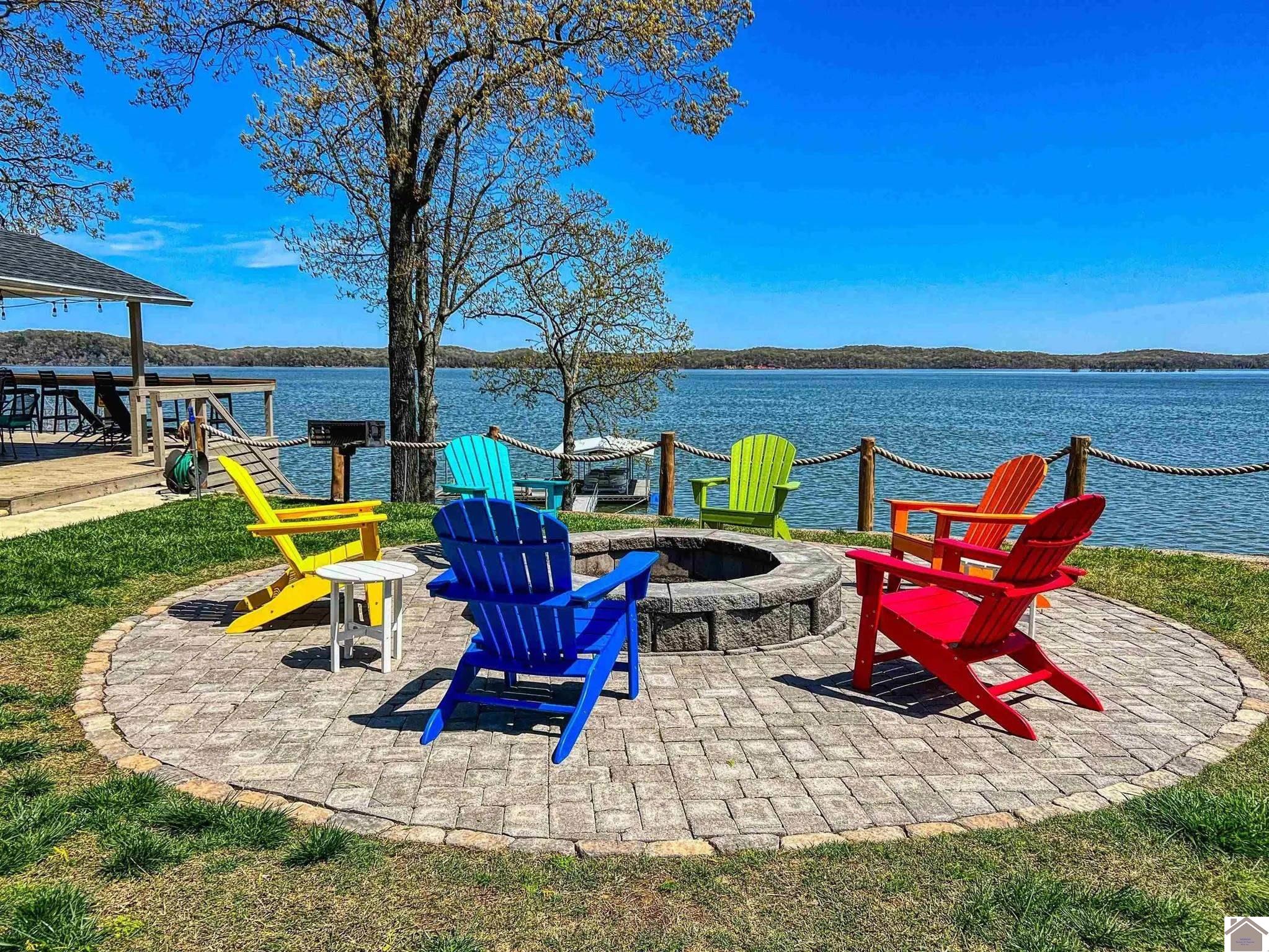 110 Lakeshore Drive Property Photo 2