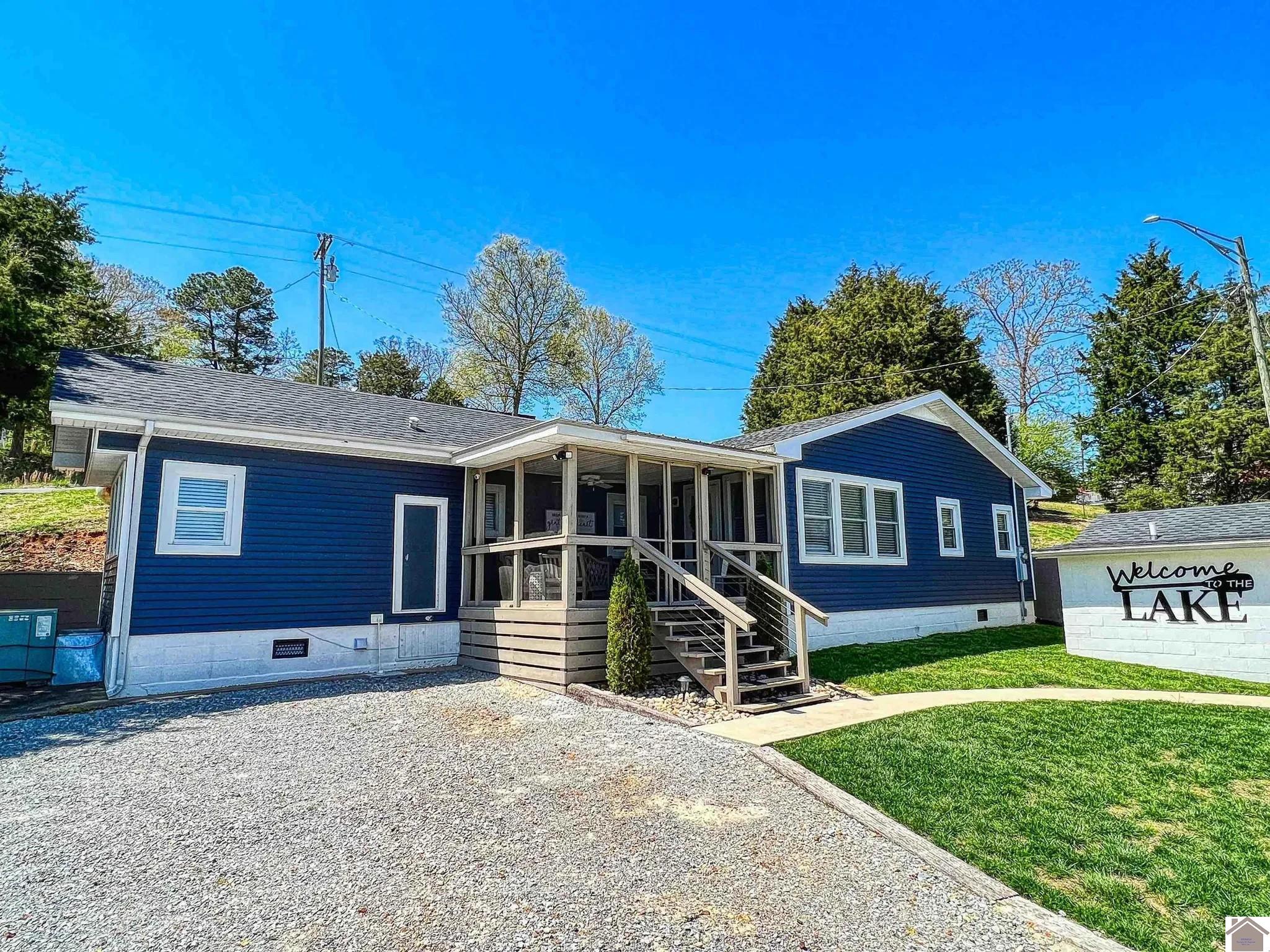 110 Lakeshore Drive Property Photo 3
