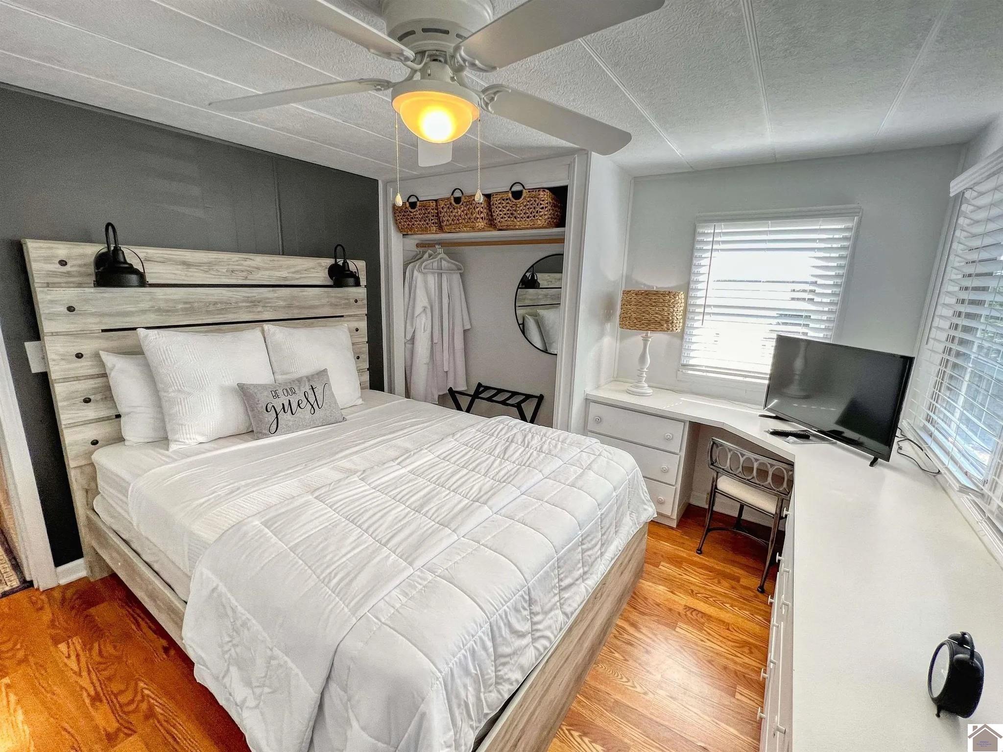110 Lakeshore Drive Property Photo 16