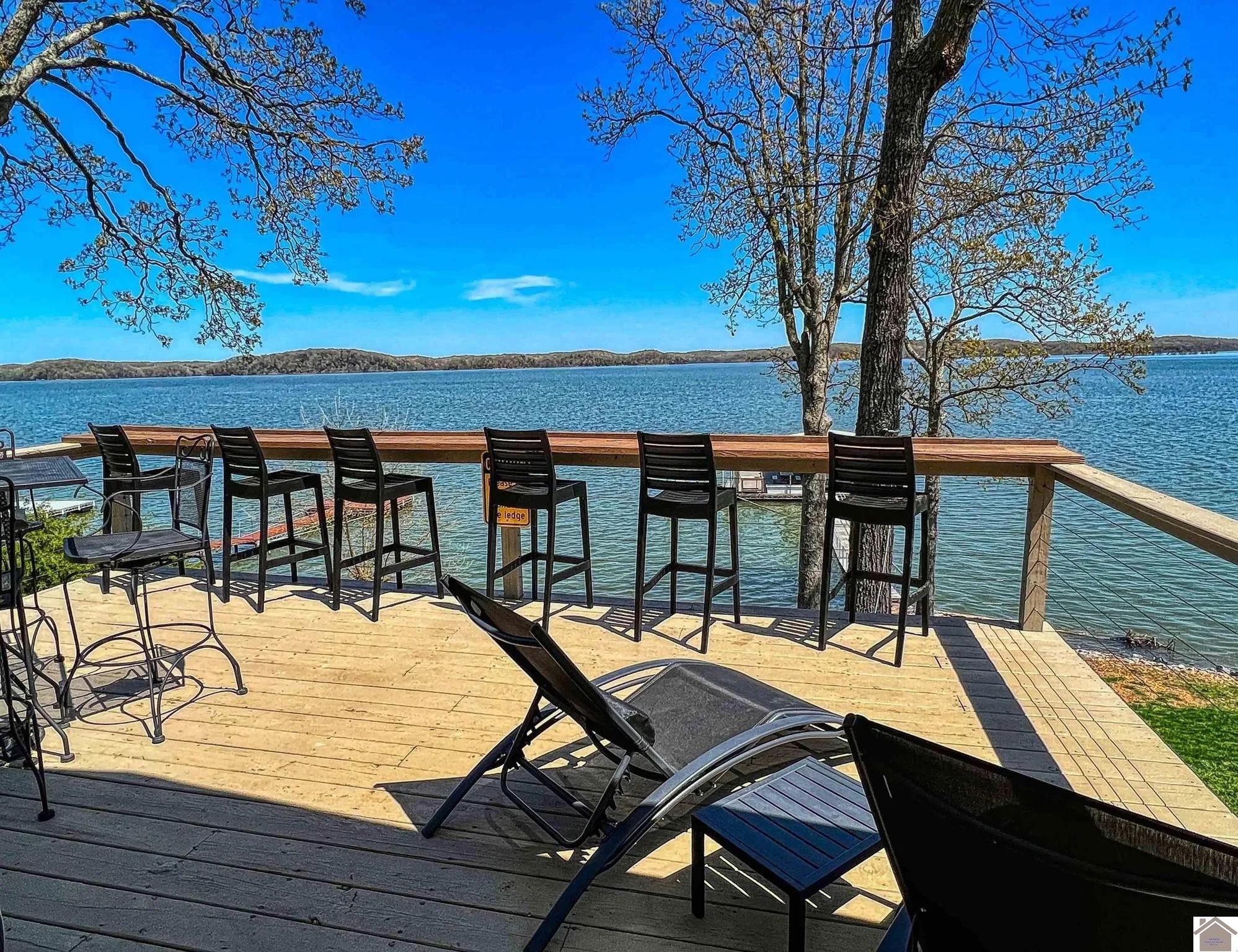 110 Lakeshore Drive Property Photo 30