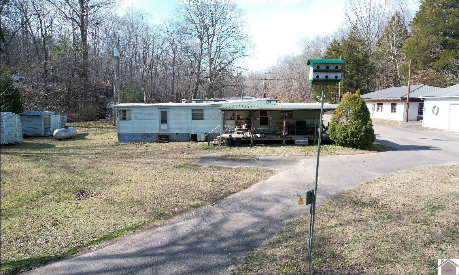 223 Tinsley Drive Property Photo 1