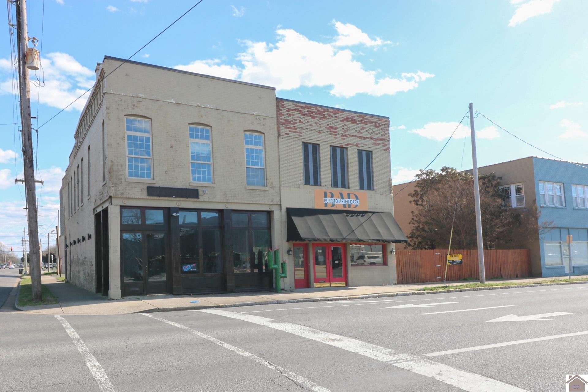 900 Broadway Street Property Photo