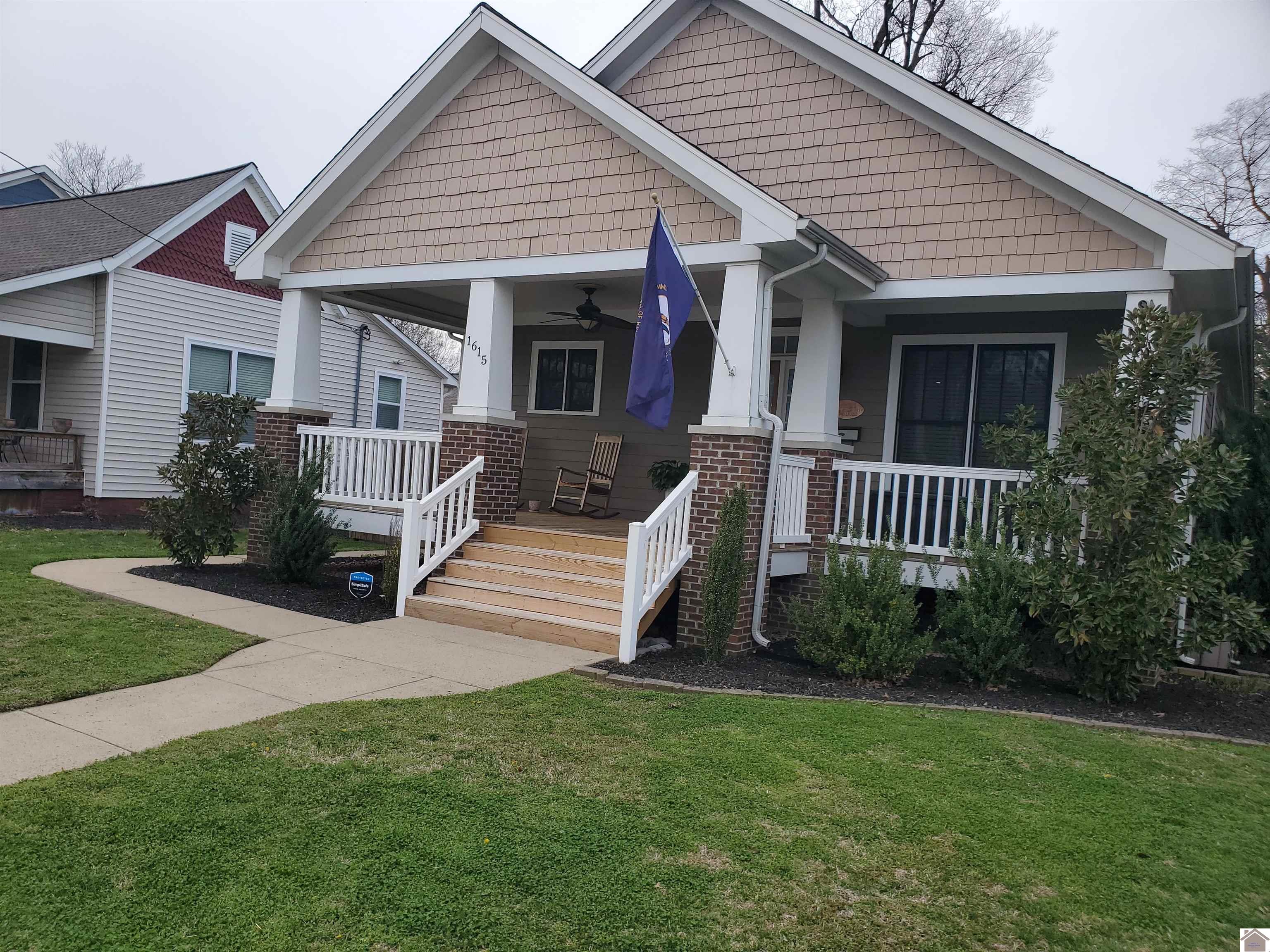 Picture of 1615 Madison Street