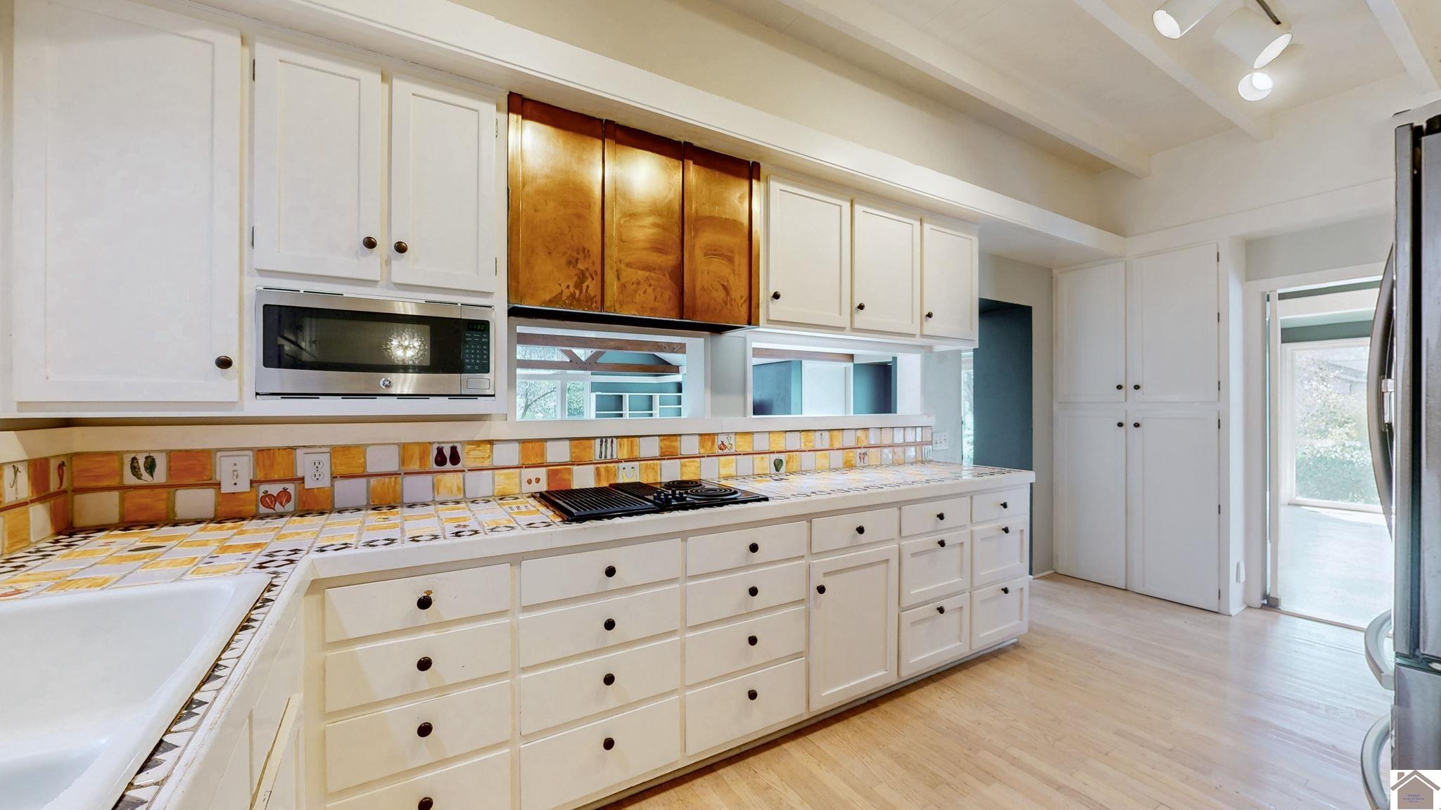 805 Olive Property Photo 15