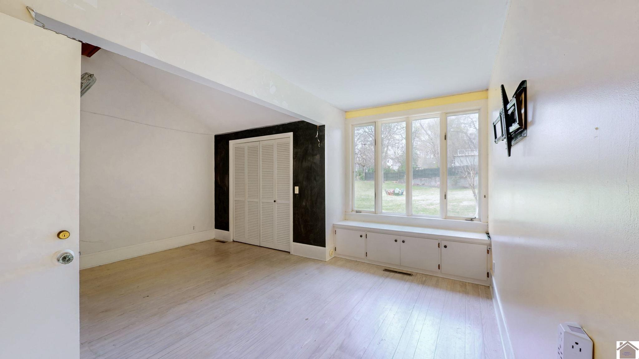 805 Olive Property Photo 27
