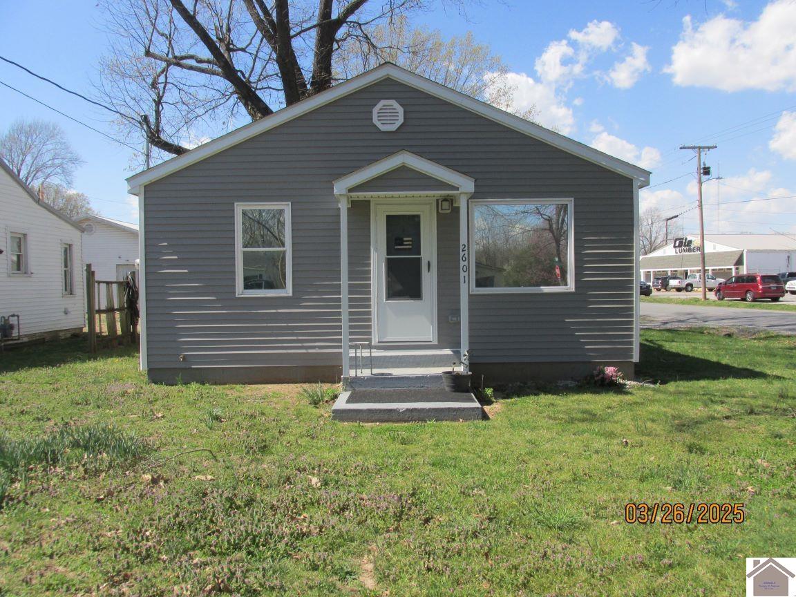 2601 Fairmont St Property Photo 1
