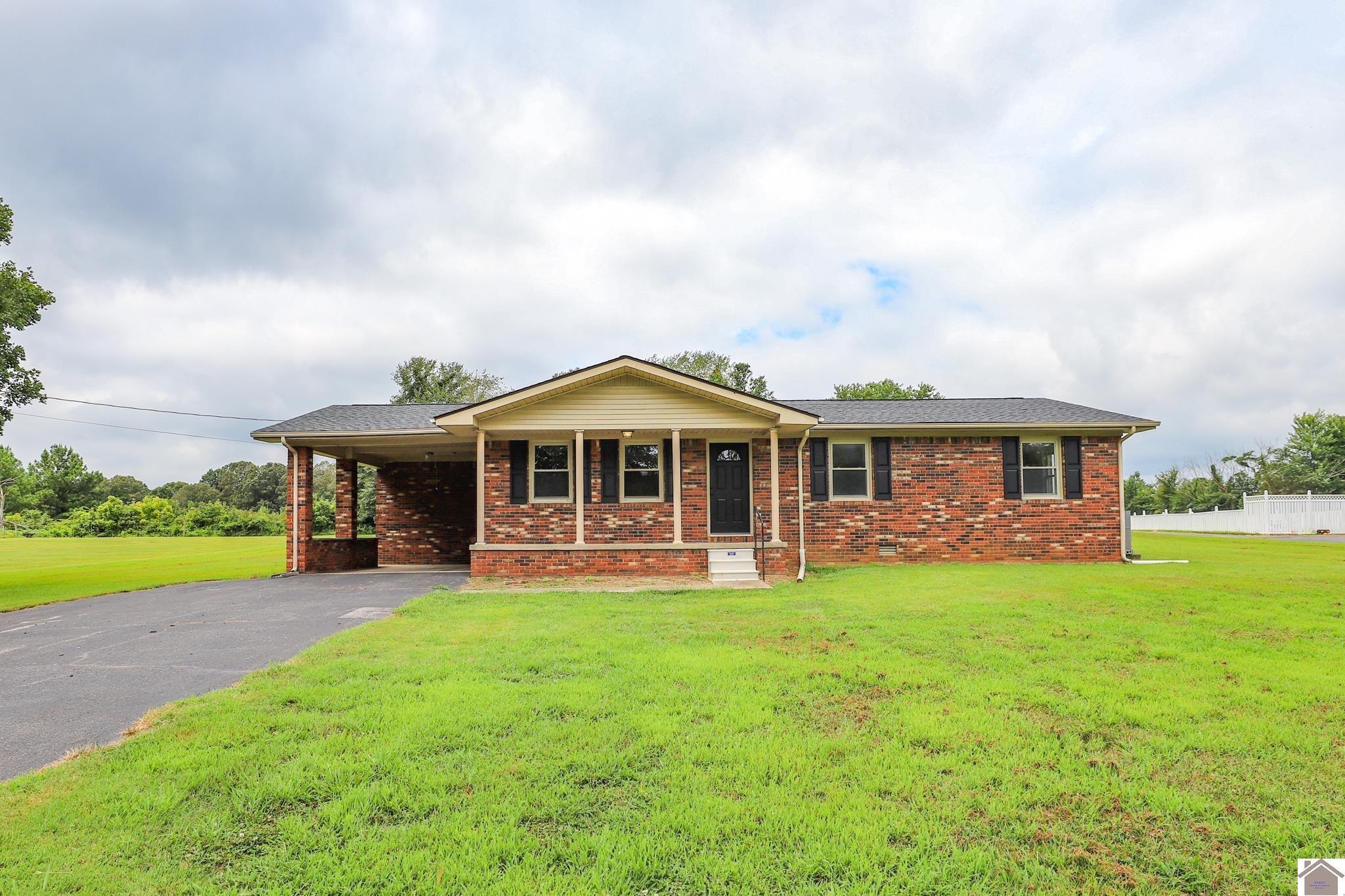 4807 Griggstown Rd Property Photo 1