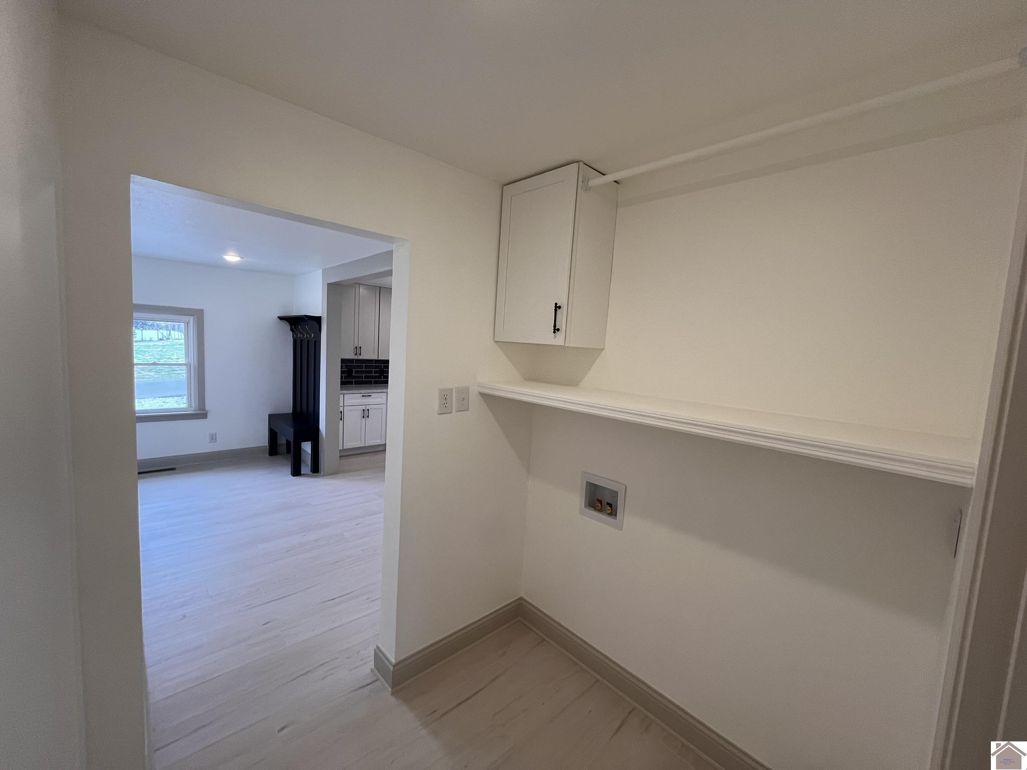680 Chestnut St. Property Photo 15