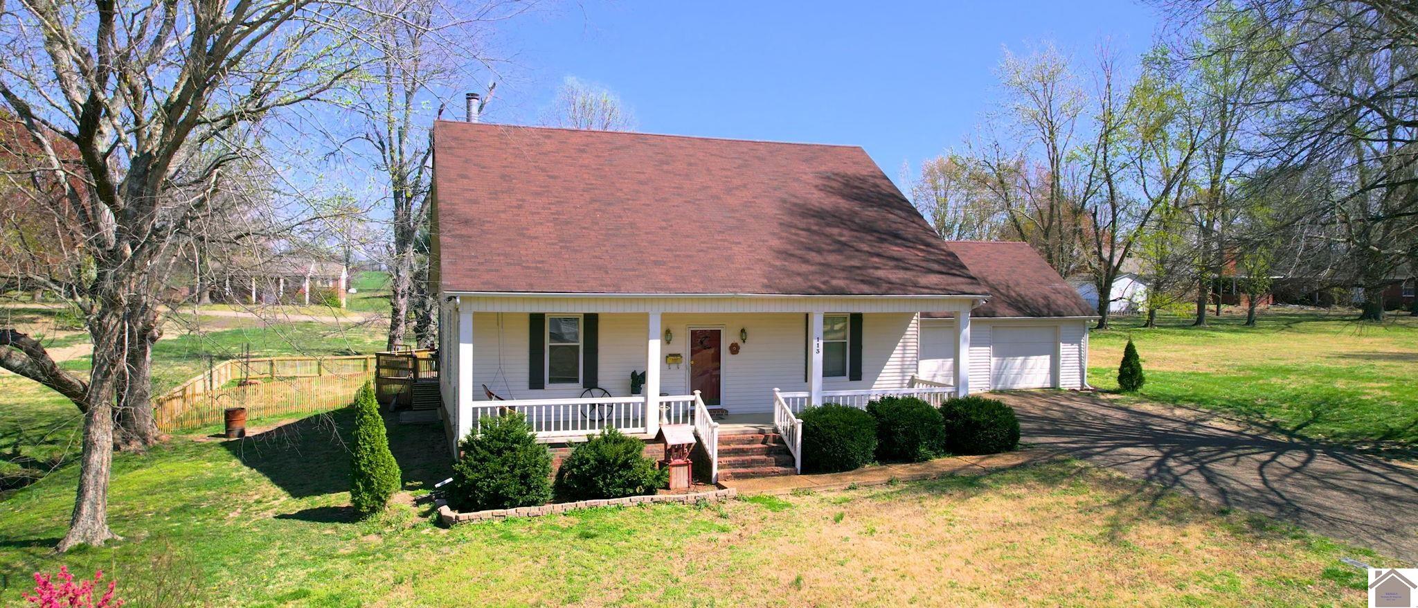 113 Meadowview Property Photo
