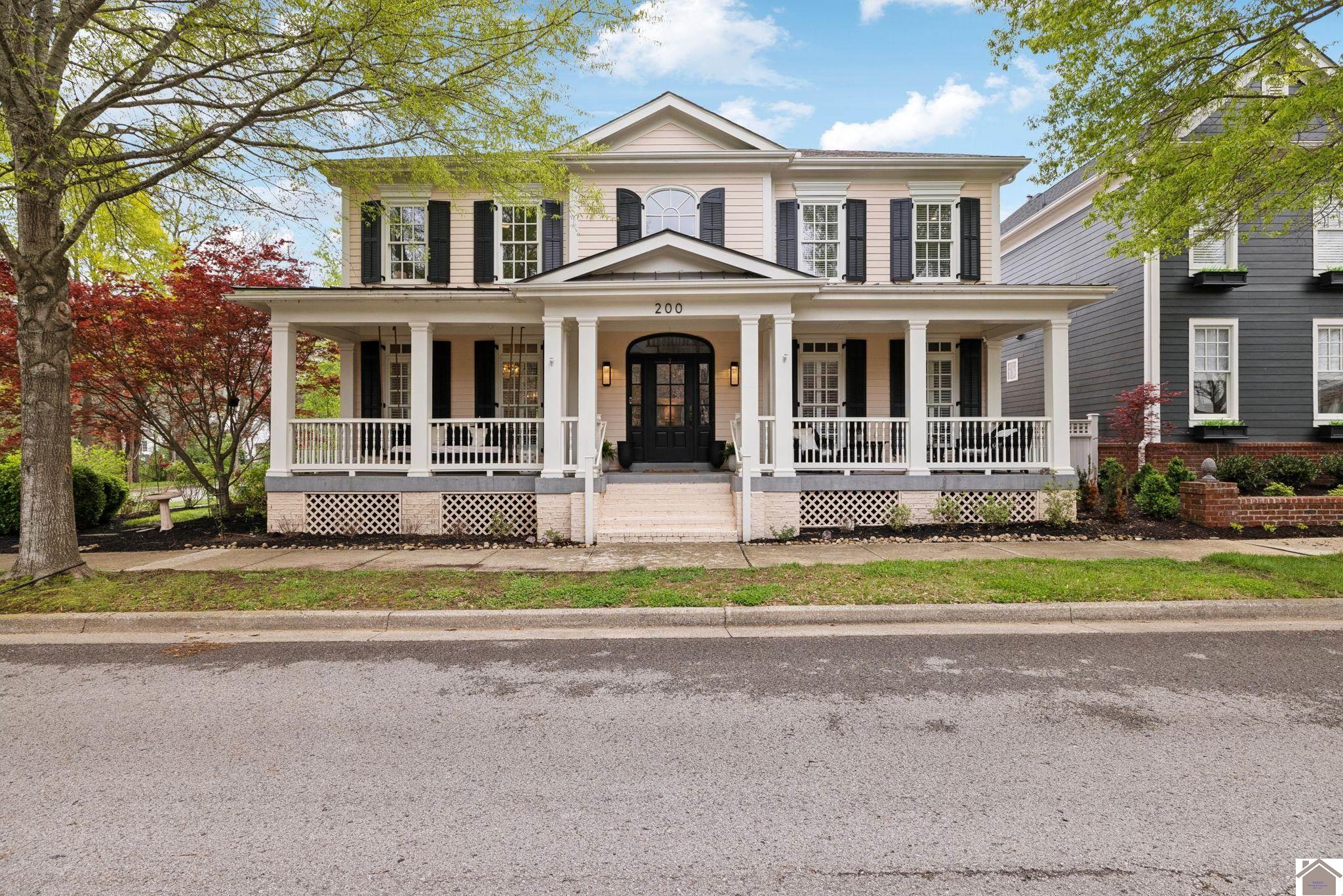 Picture of 200 Addison Ave