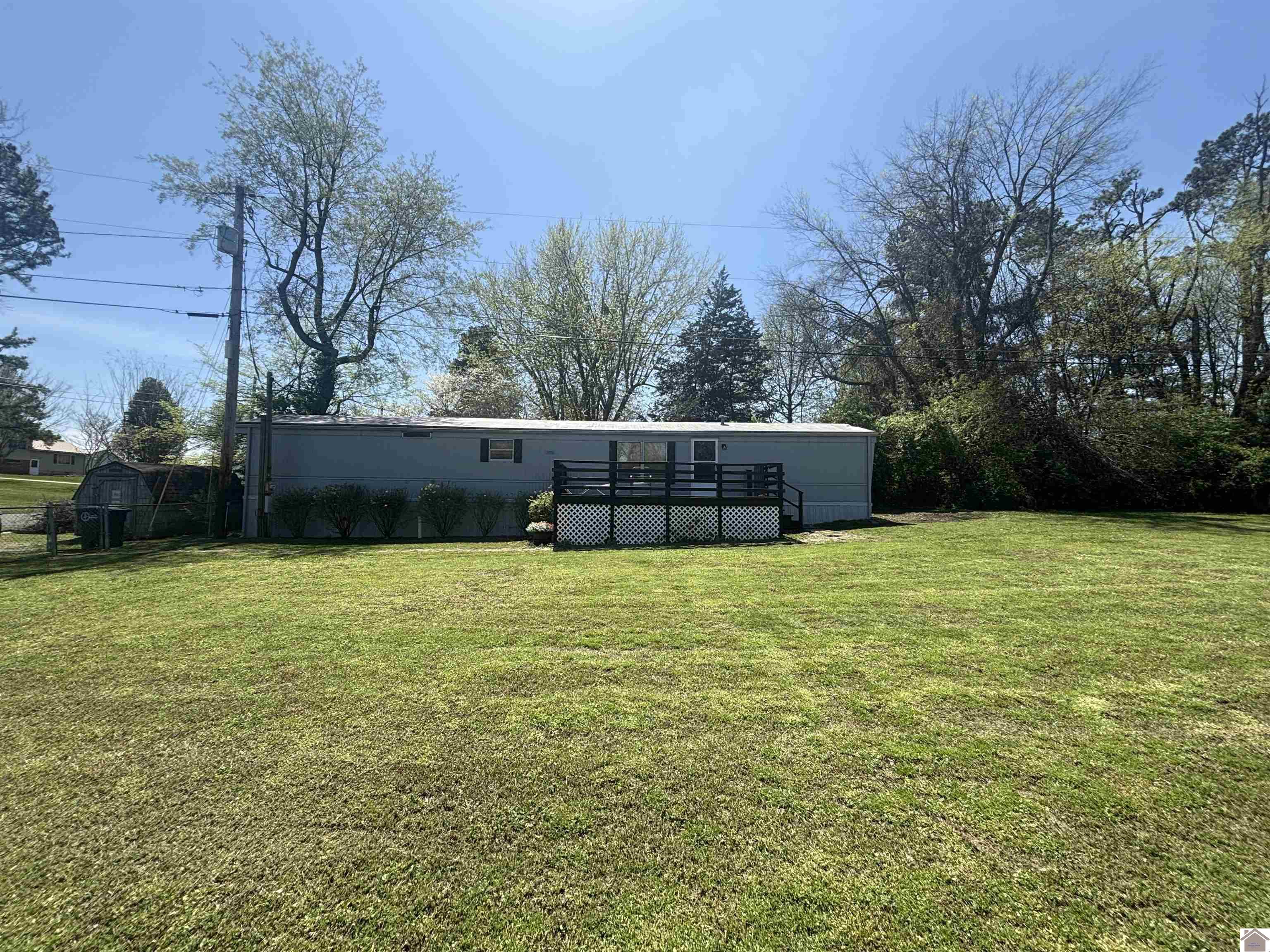 2205 Topeka Ave Property Photo 1