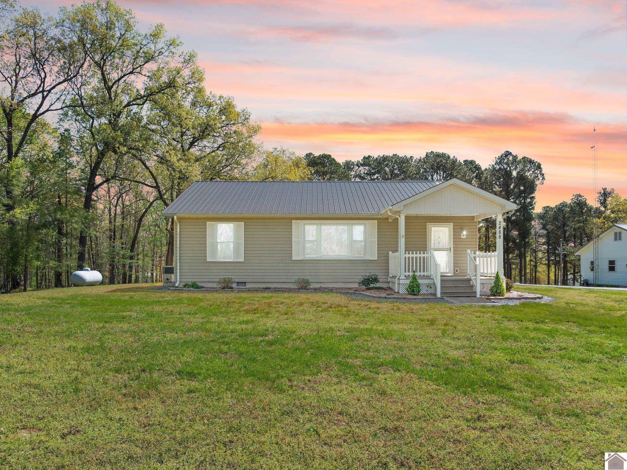 2488 Cypress Trail Property Photo 1
