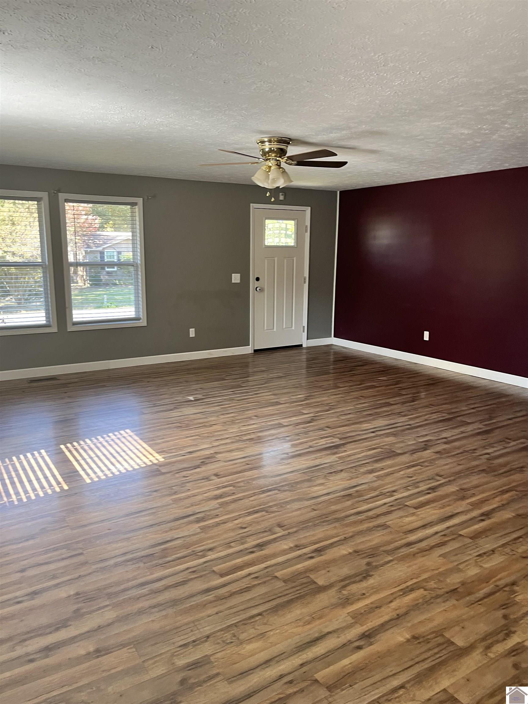 1500 Clayshire Property Photo 24
