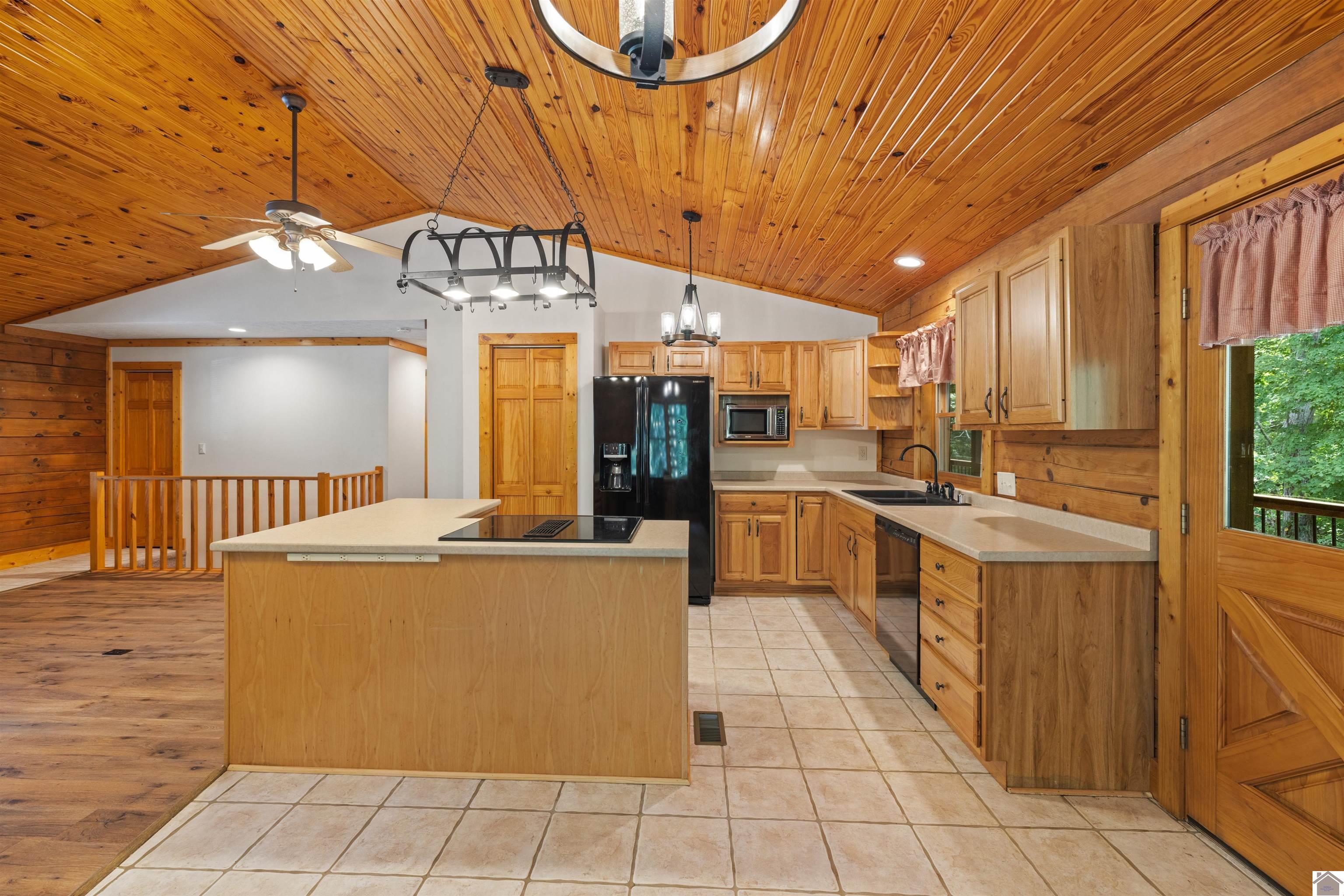 2800 Friendship Road Property Photo 7