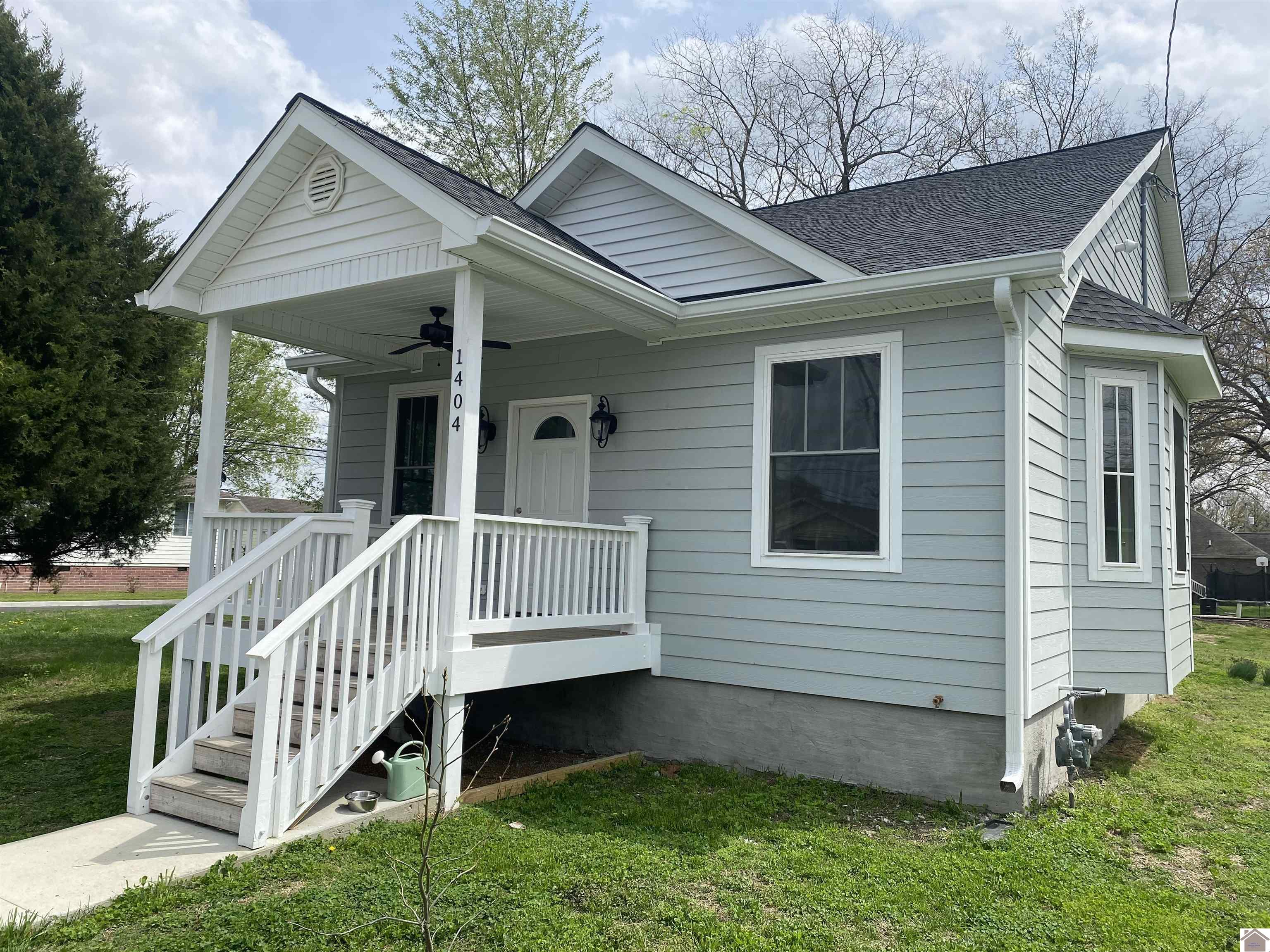 1404 Madison St. Property Photo 1