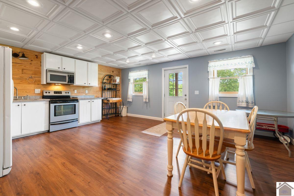 846 Rudolph Road Property Photo 40