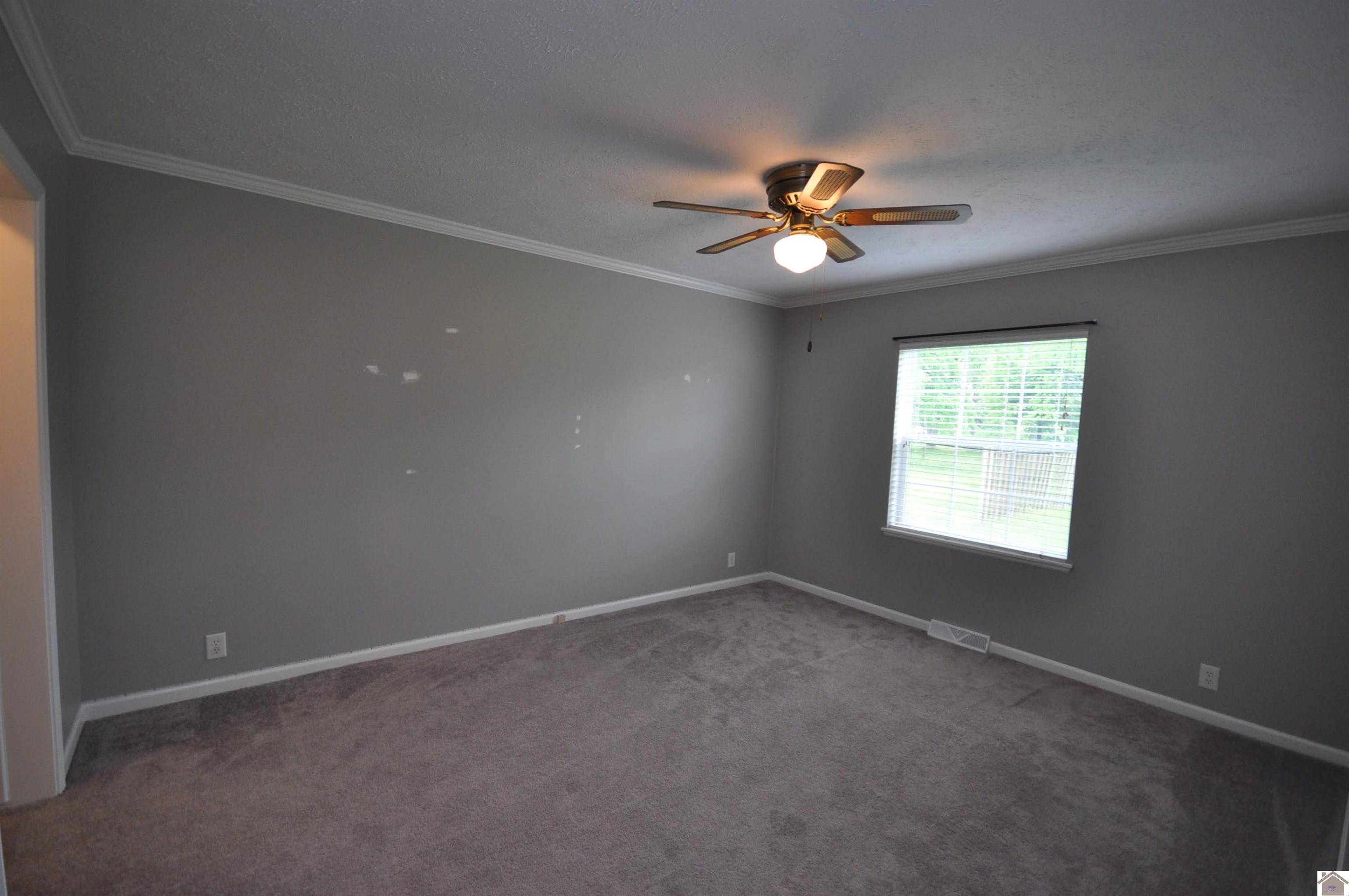 5770 & 5772 Metropolis Lake Road Property Photo 26