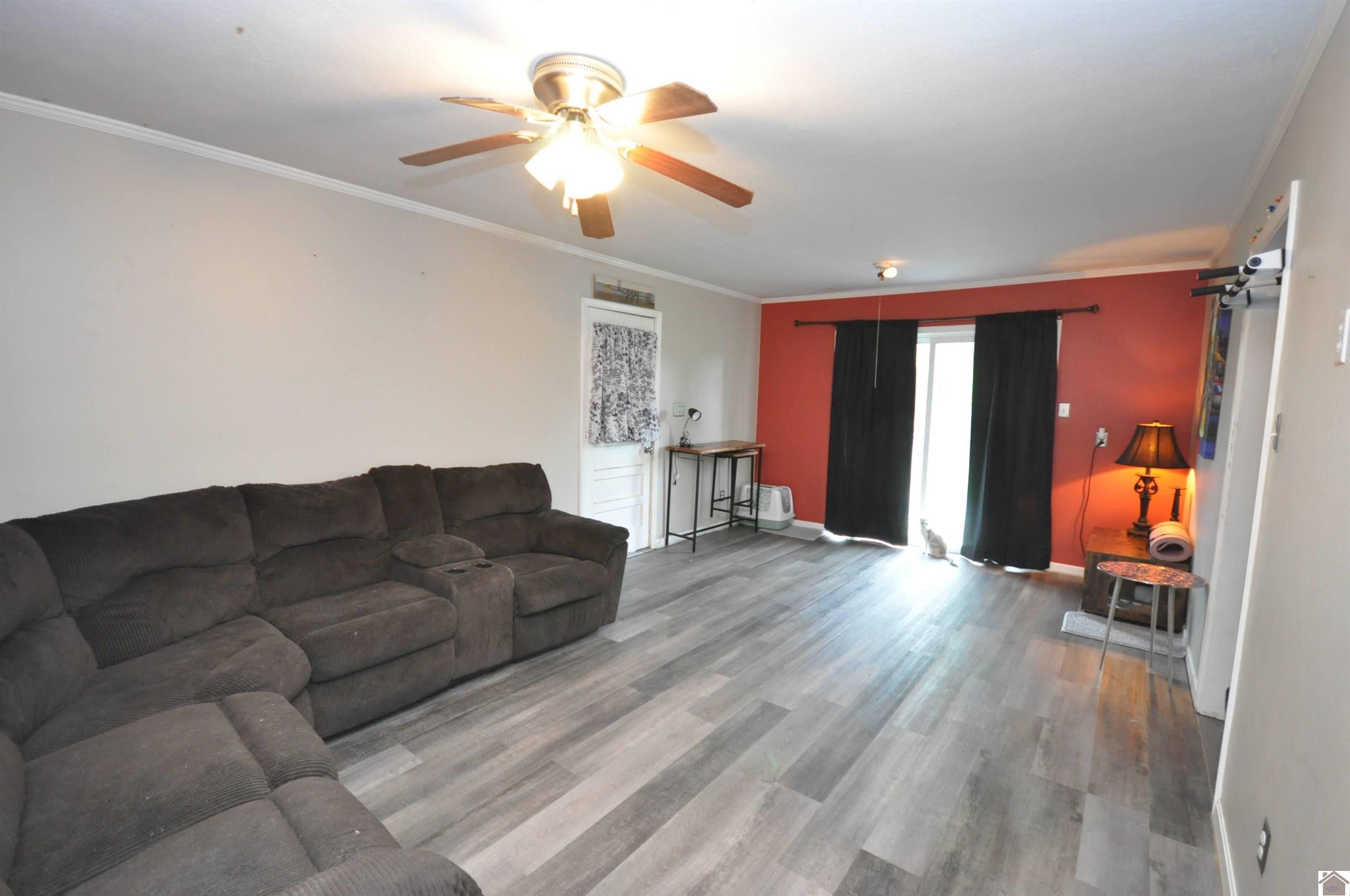 5770 & 5772 Metropolis Lake Road Property Photo 44