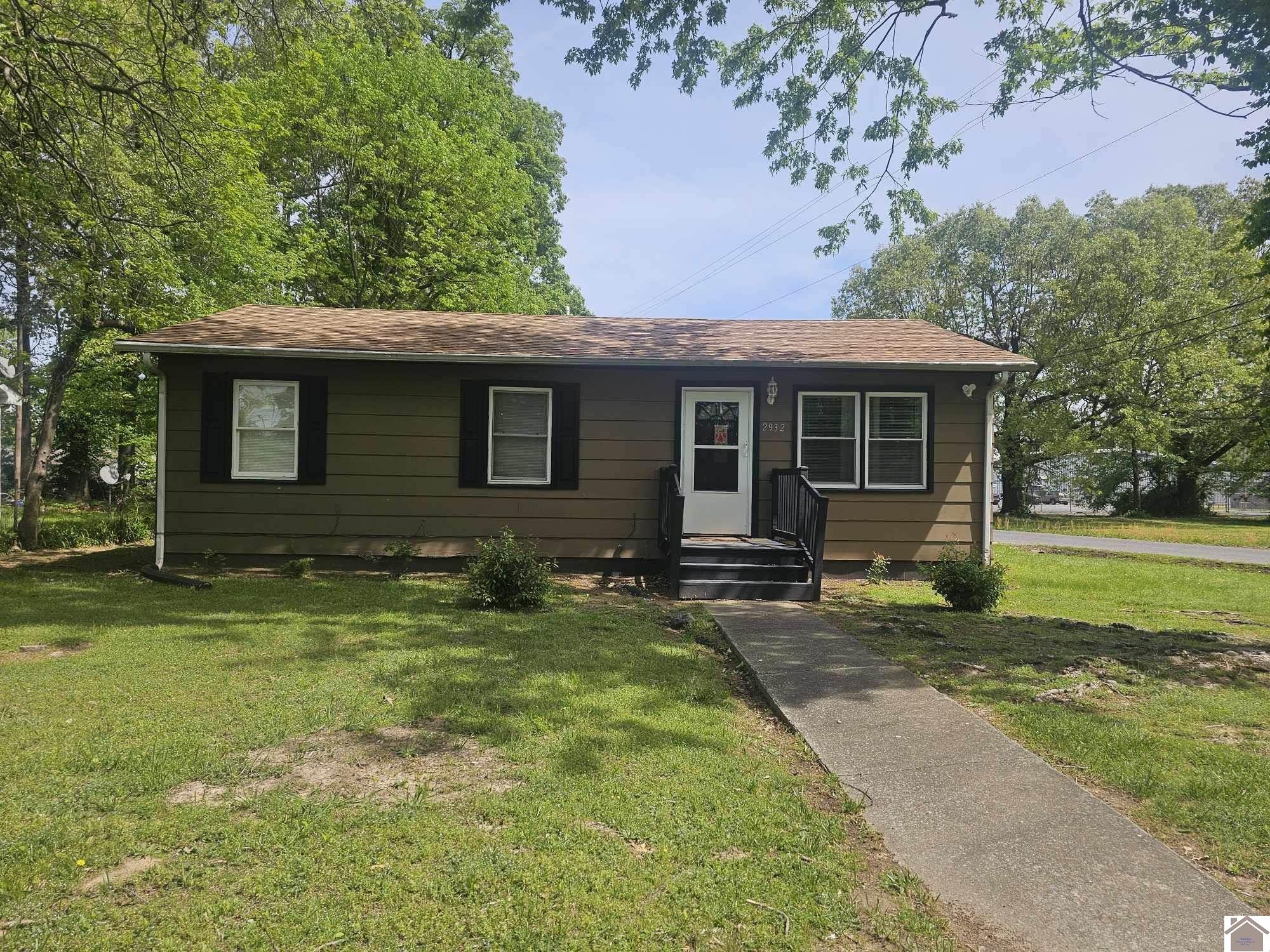 2932 Fairmont St Property Photo 1