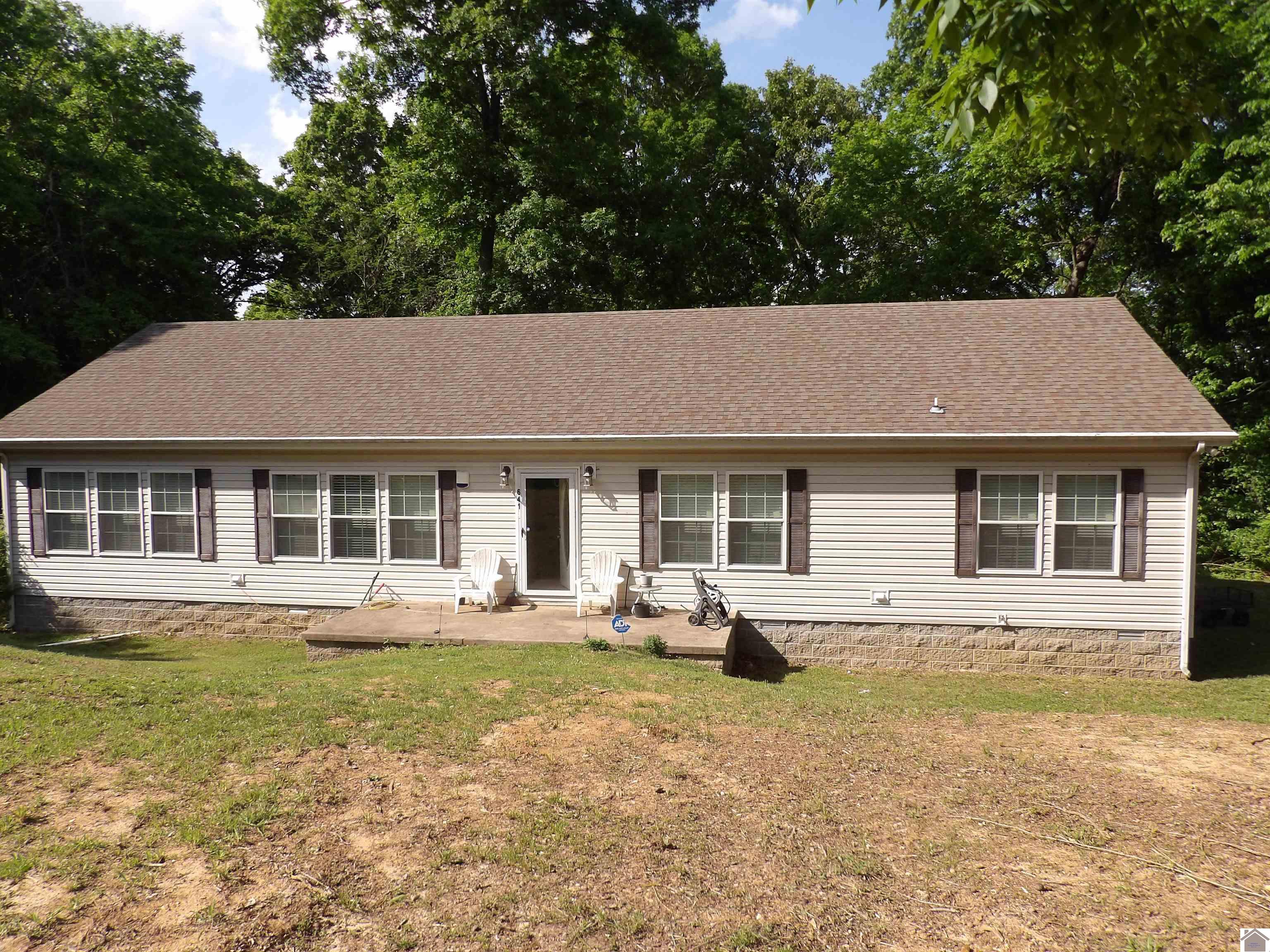 641 Oakley Rd Property Photo 1