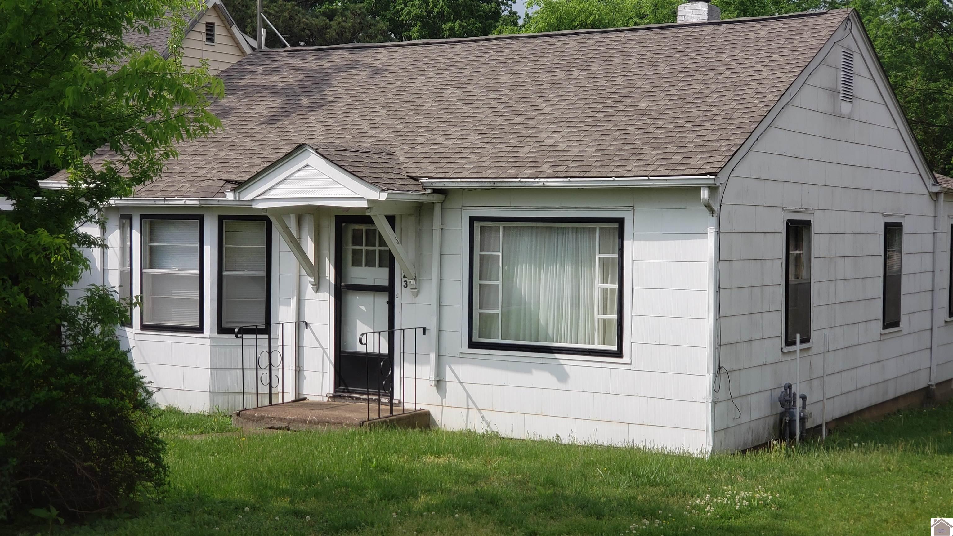 Picture of 223 Charleston Ave