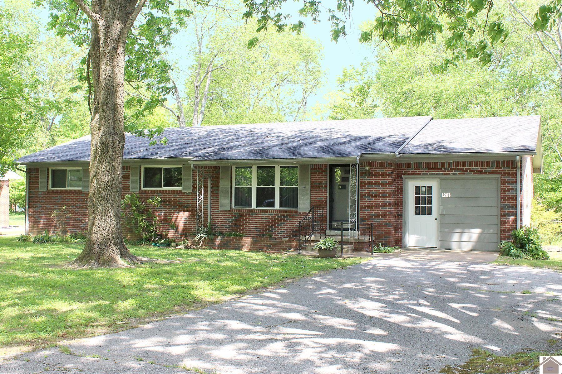 1203 Kirkwood Drive Property Photo 1