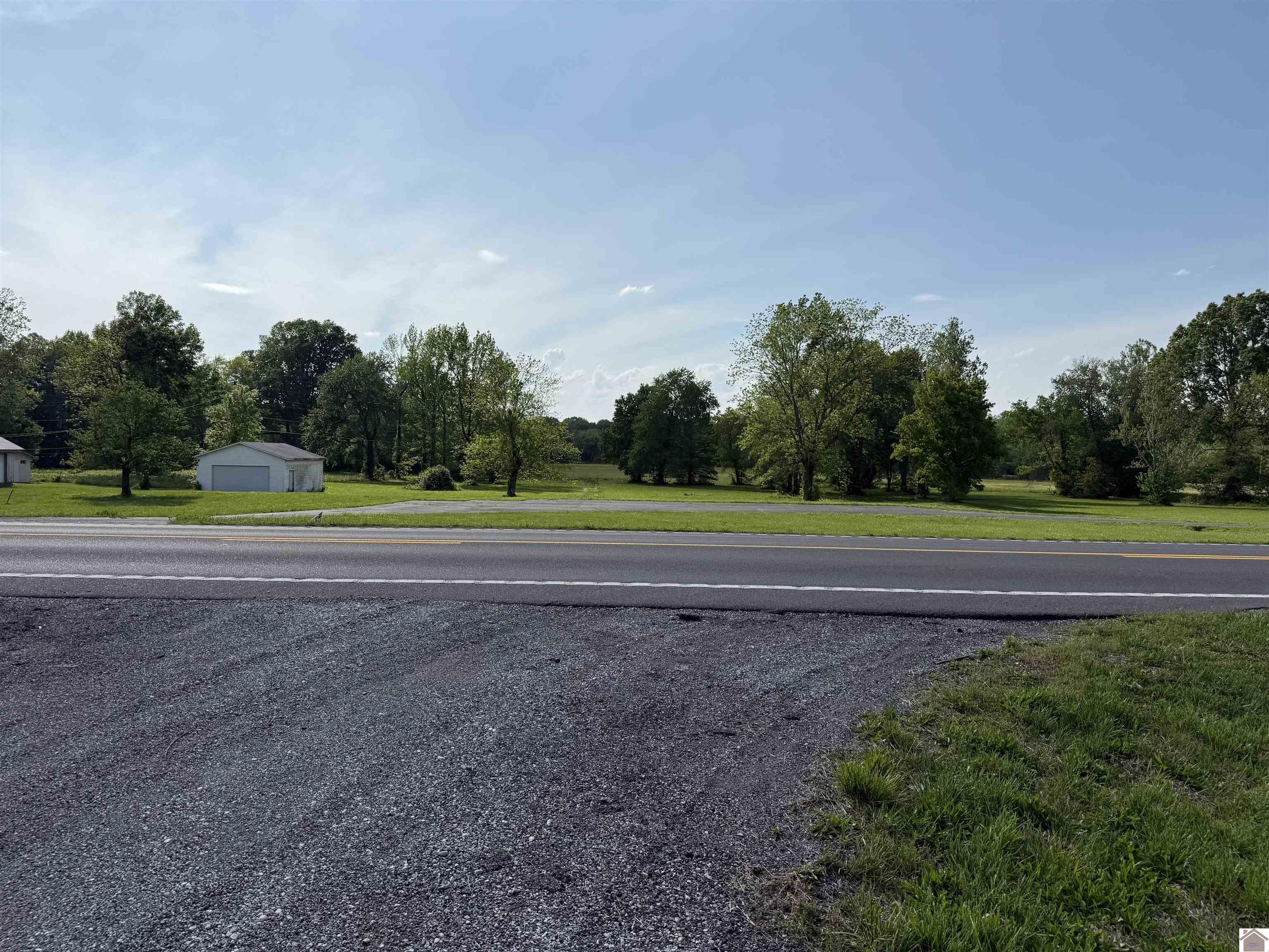 6439 Us 641 N Property Photo
