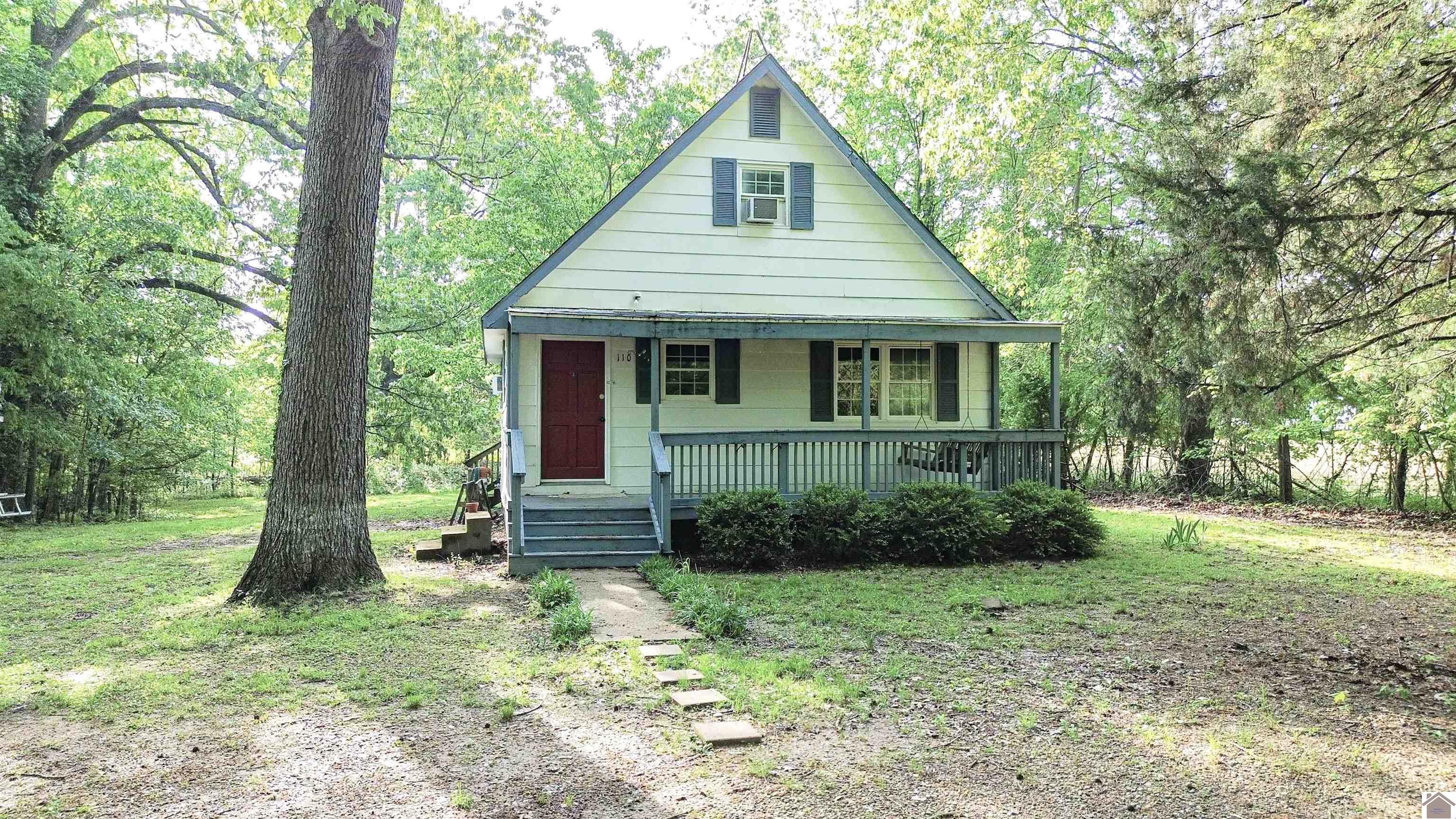 110 Clark Lane Property Photo 1