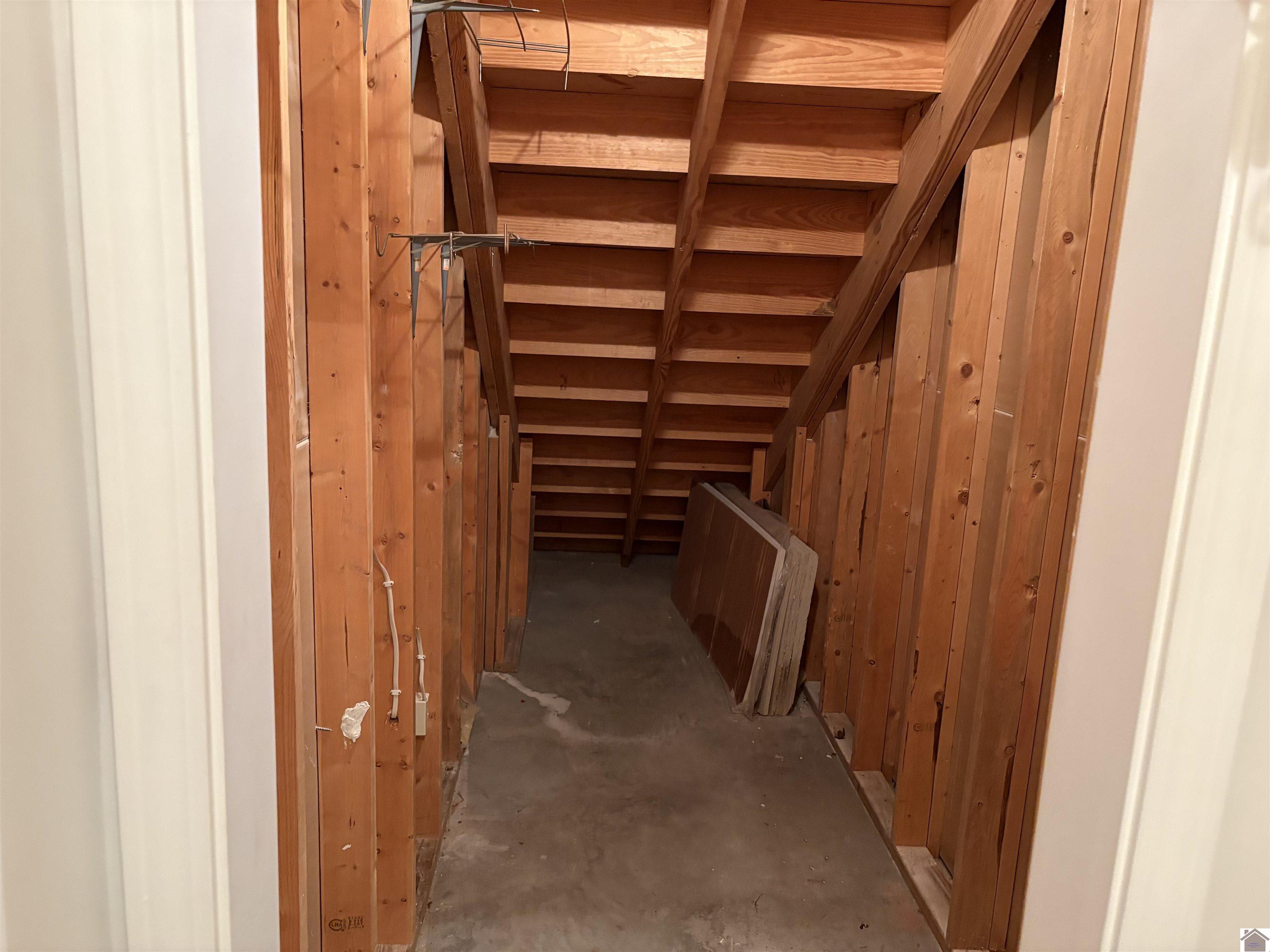 333 Richmond Property Photo 24