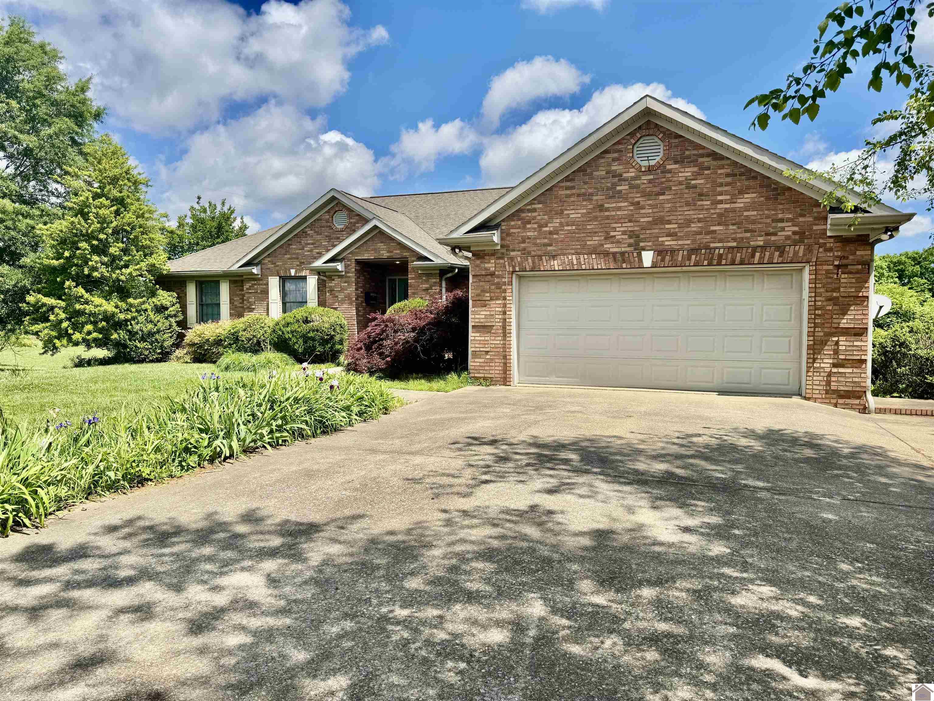 310 Chasity Dr Cadiz, Kentucky 42211 Property Photo 1