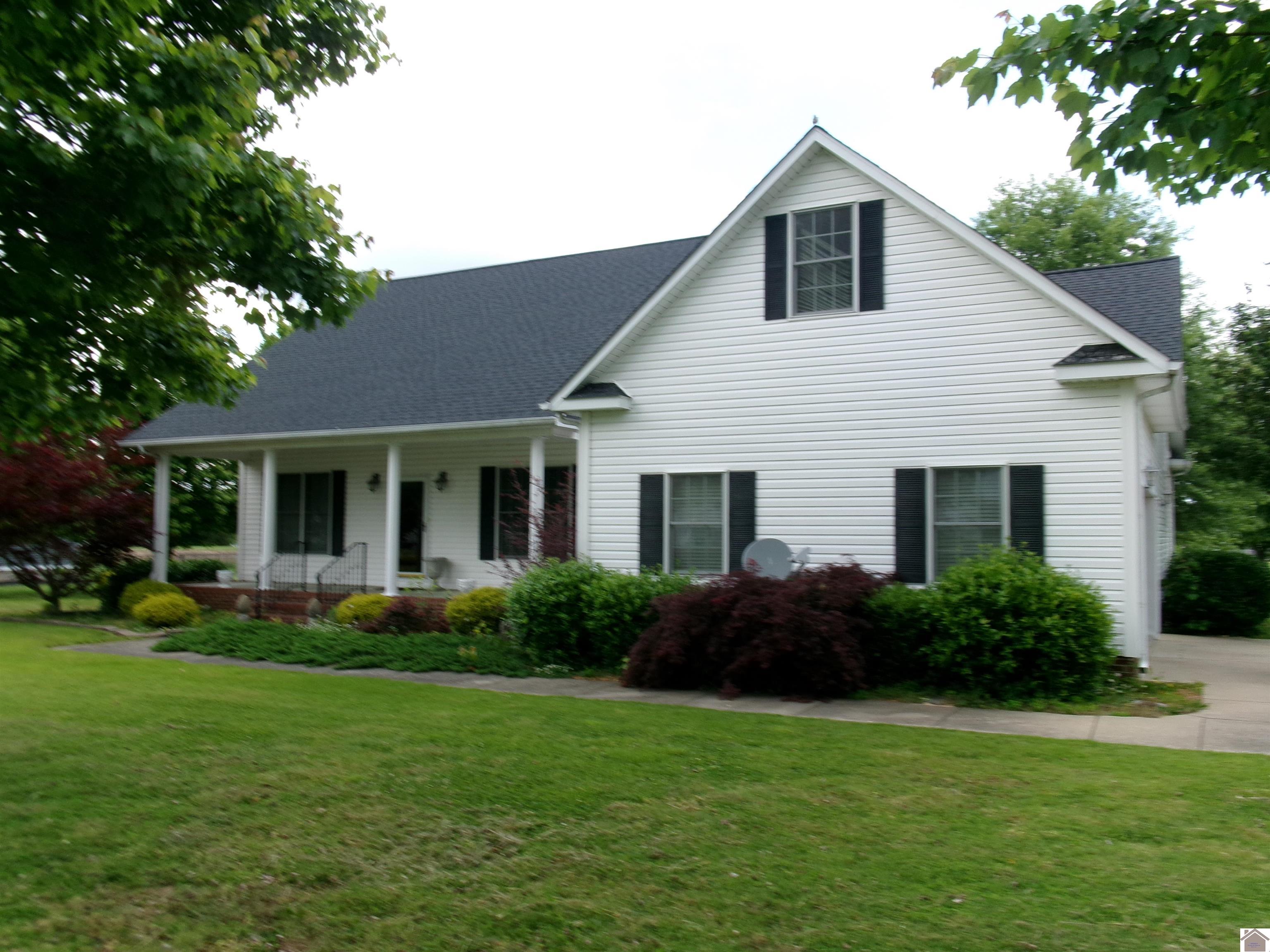 180 Smith's Ln Property Photo 1
